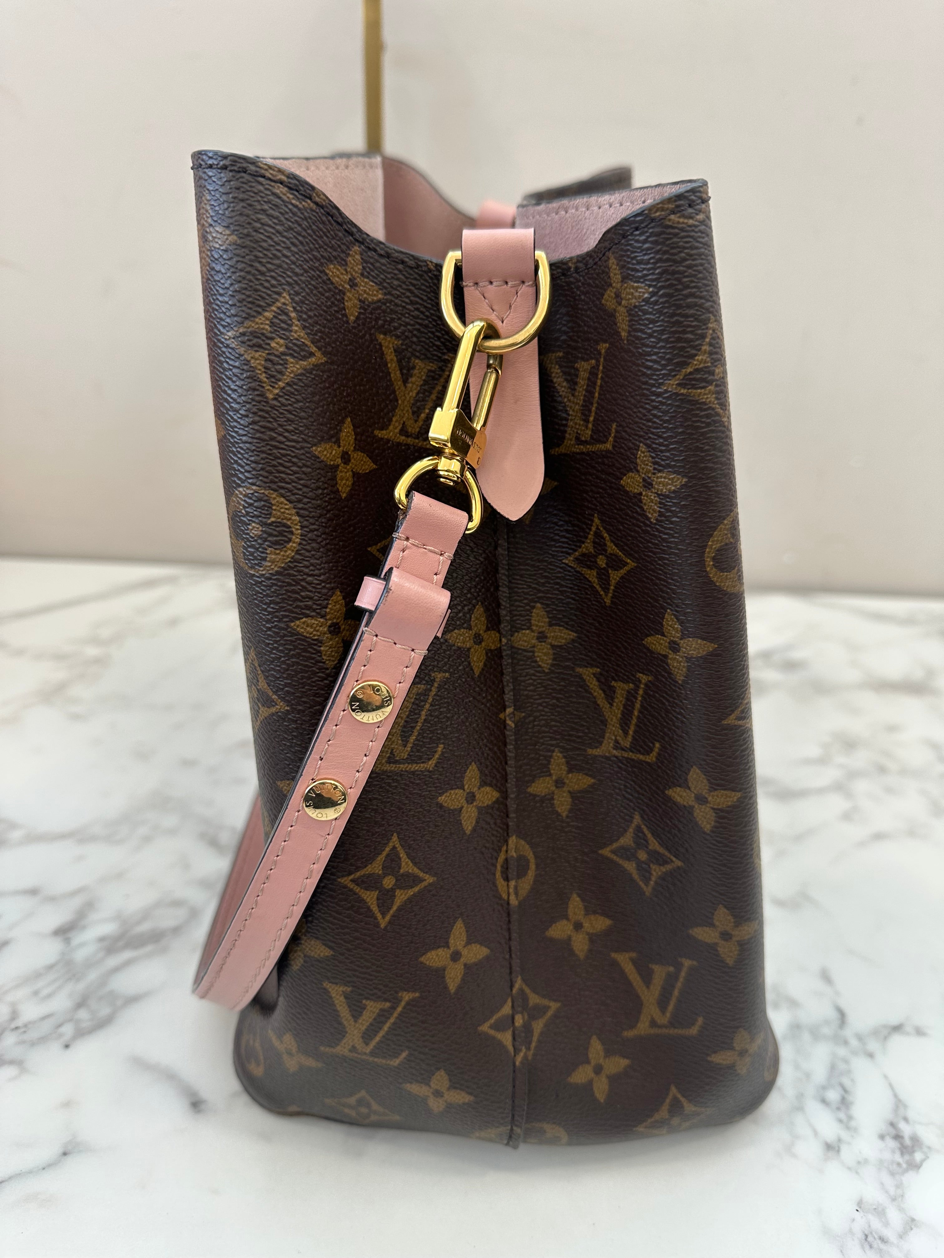 Louis Vuitton NeoNoé Pink