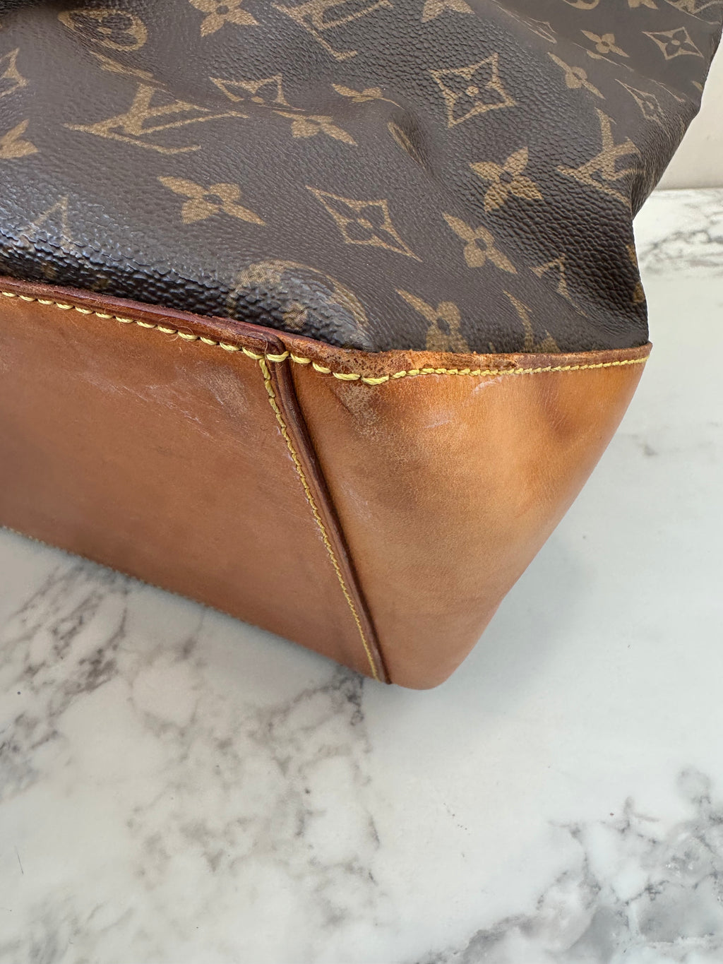 Louis Vuitton Cabas Mezzo