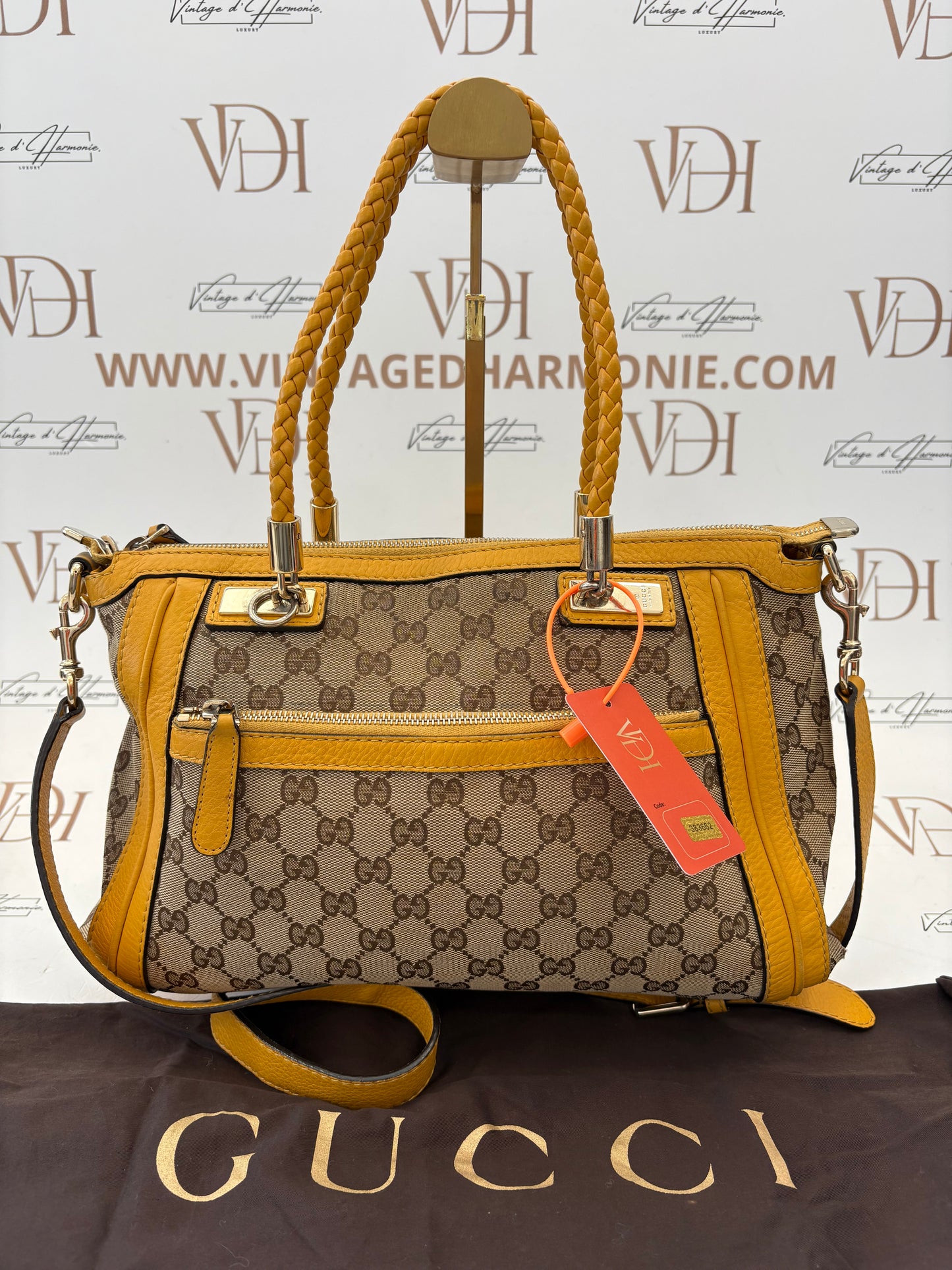 383662 - Gucci Bella