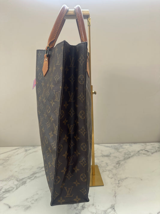 Louis Vuitton Sac Plat