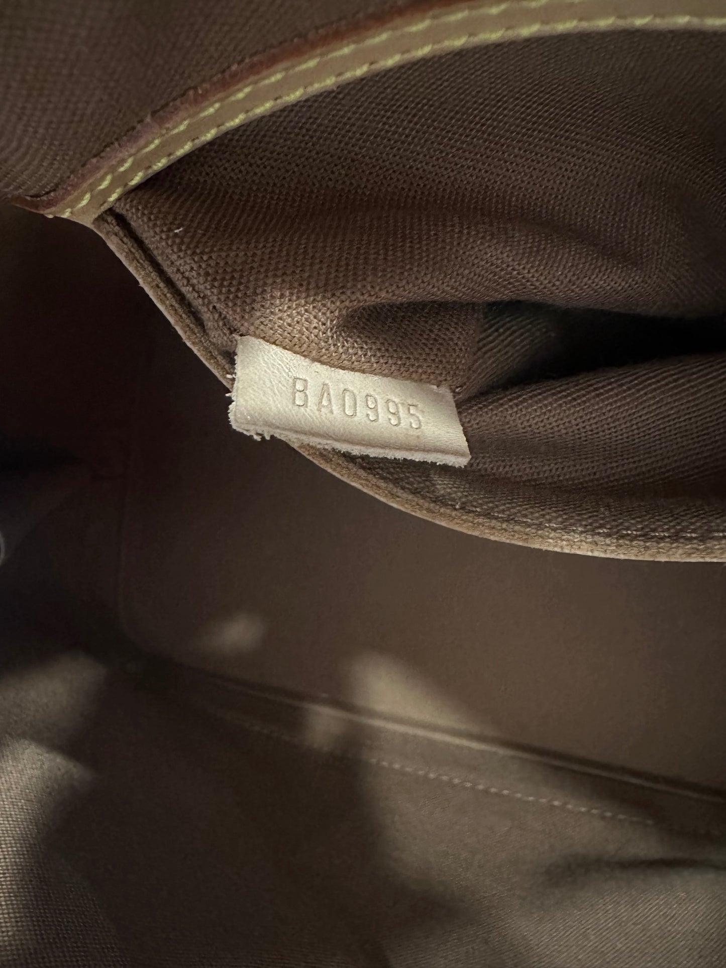 017917 - Louis Vuitton Alma