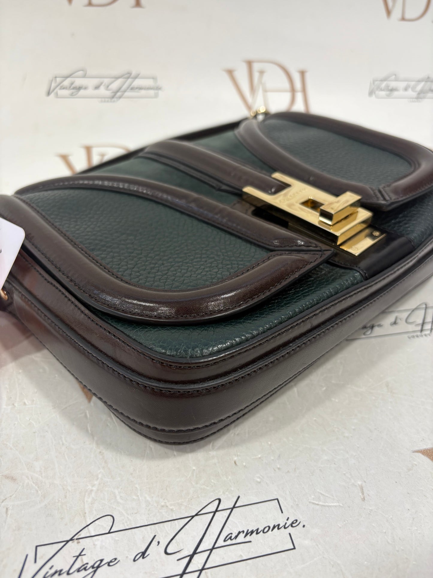 383816 - Burberry Bag