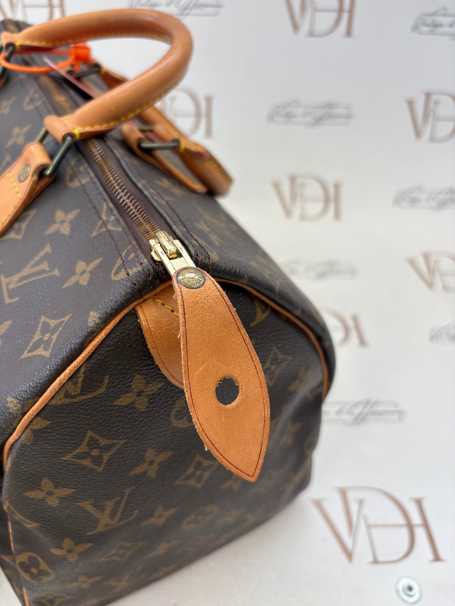 018606 - Louis Vuitton Speedy 35