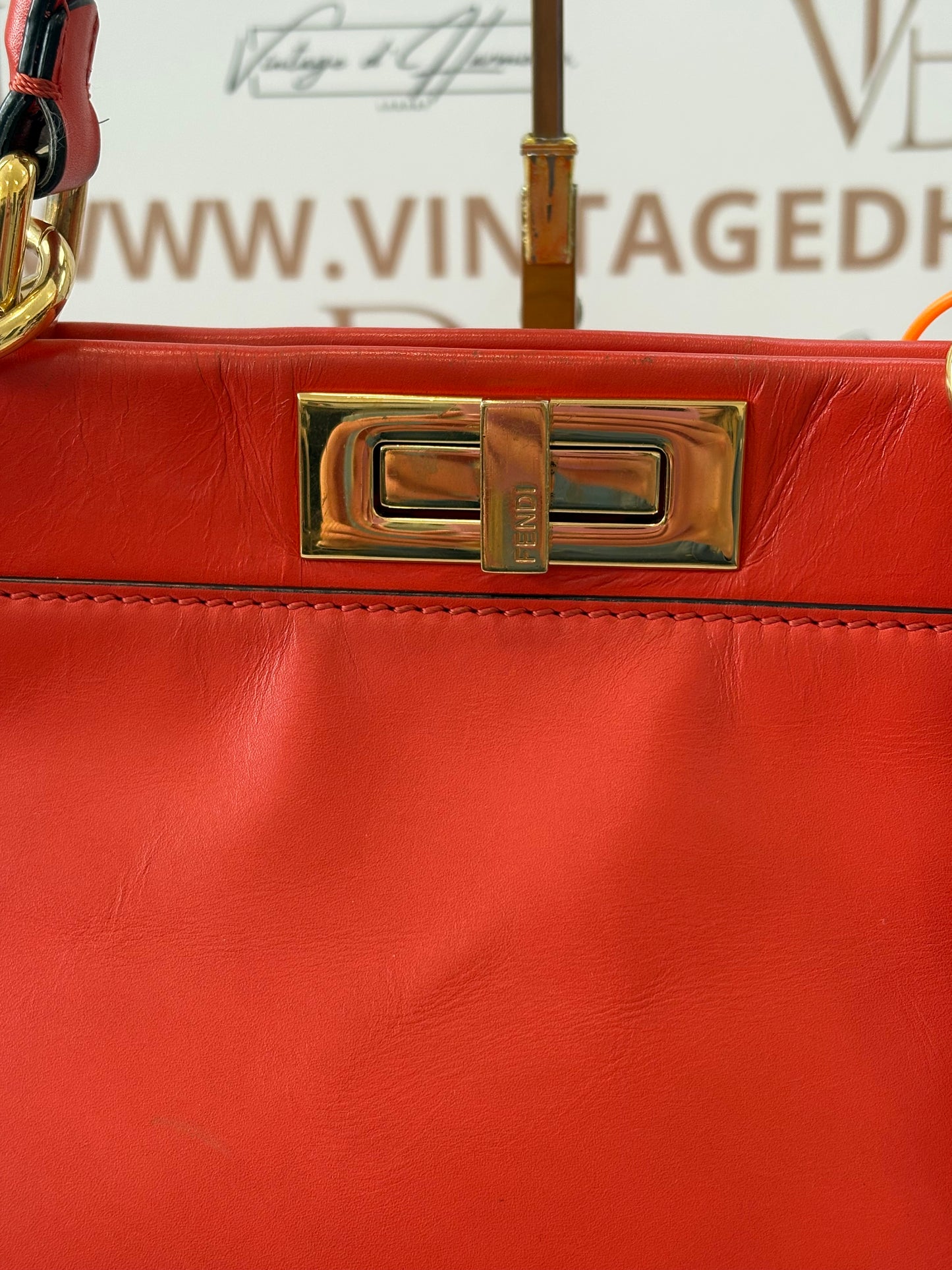 384202 - Fendi Peekaboo