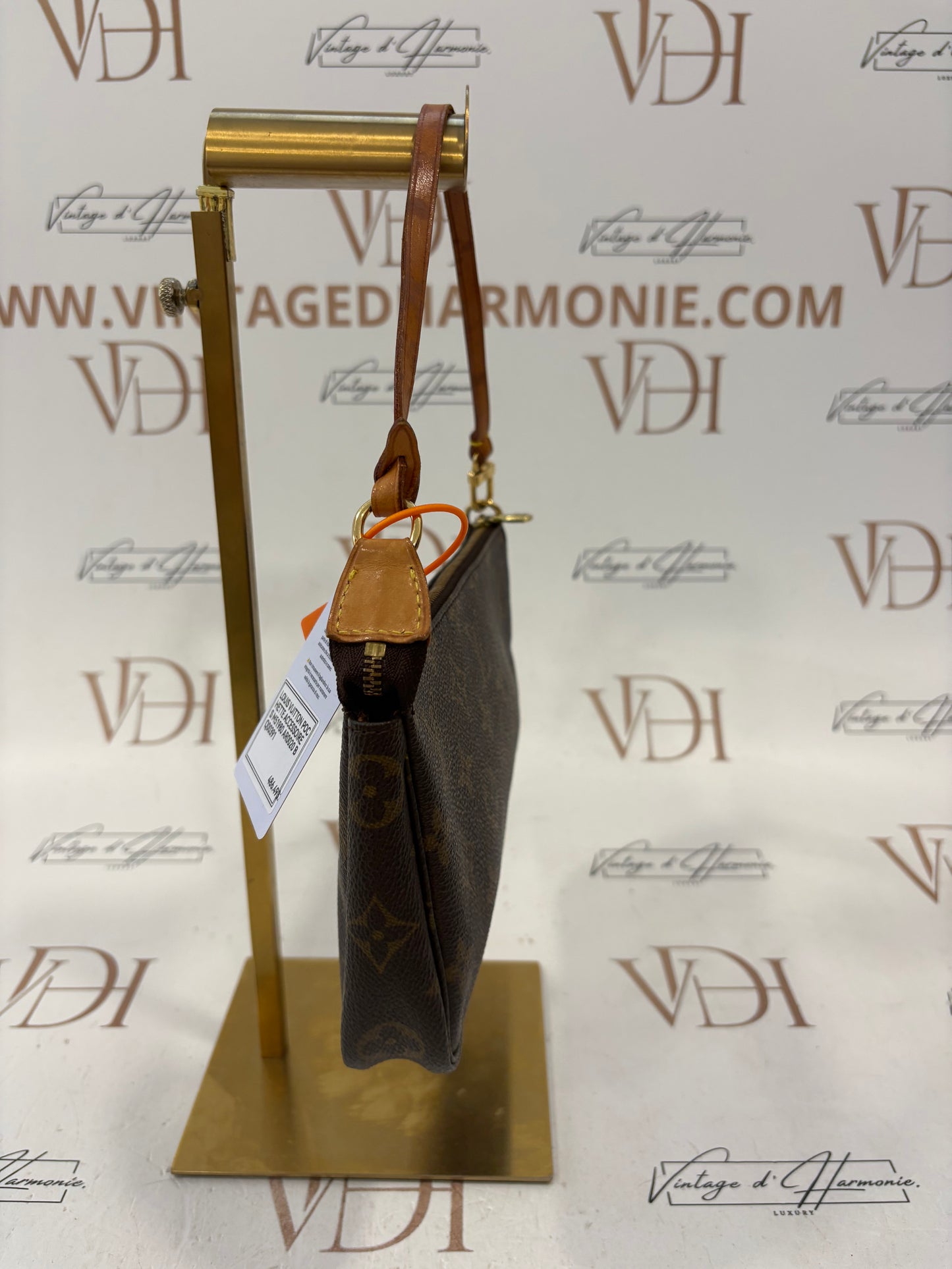 018265 - Louis Vuitton Pochette Accessoires