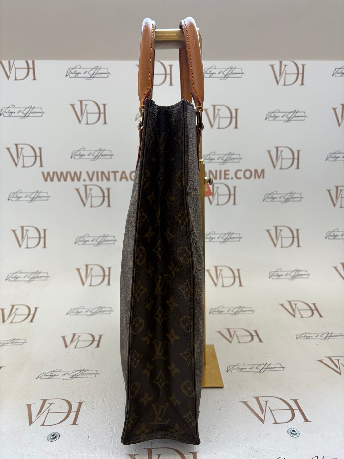 018277 - Louis Vuitton Sac Plat