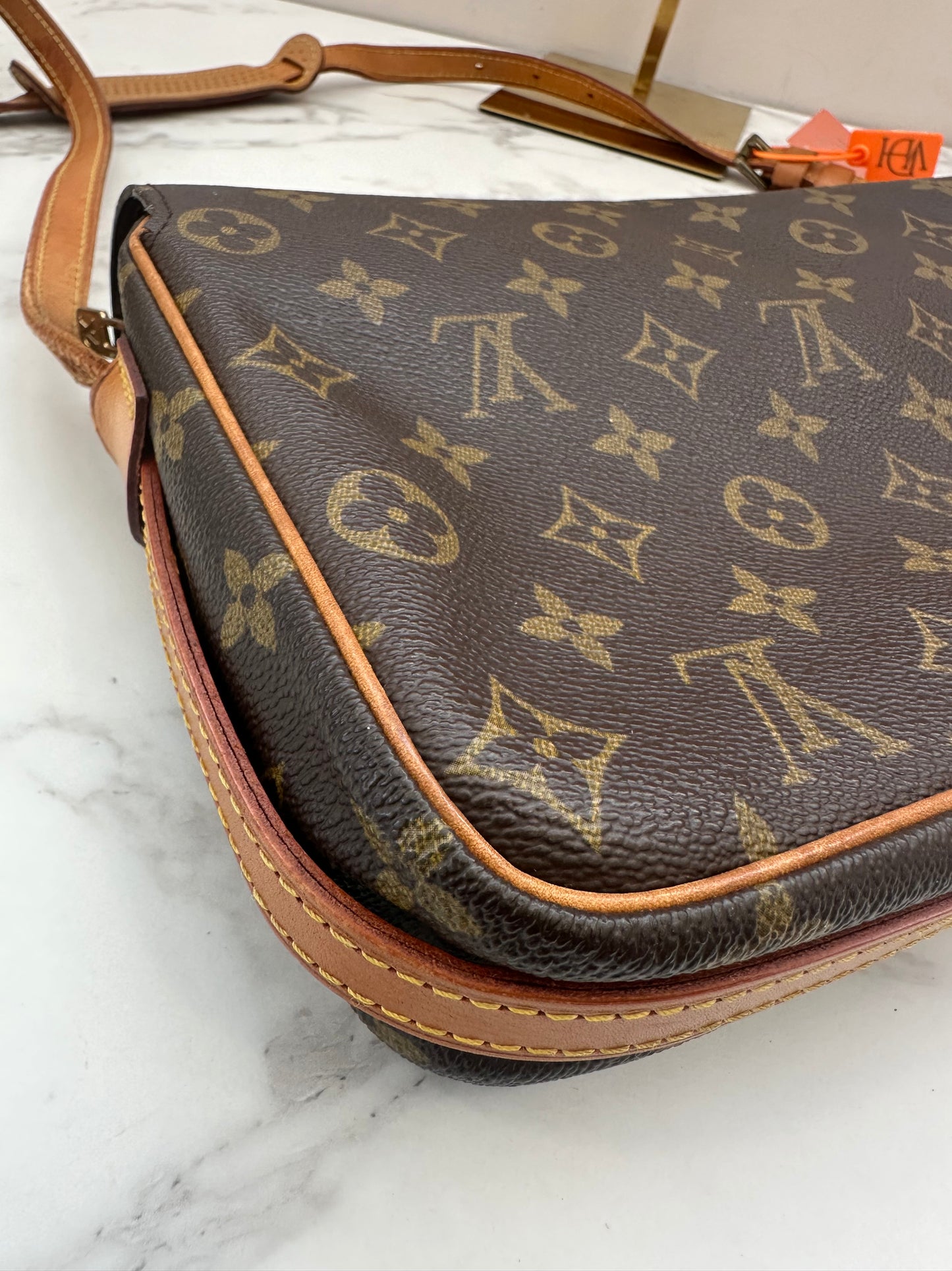 Louis Vuitton Saint German 27