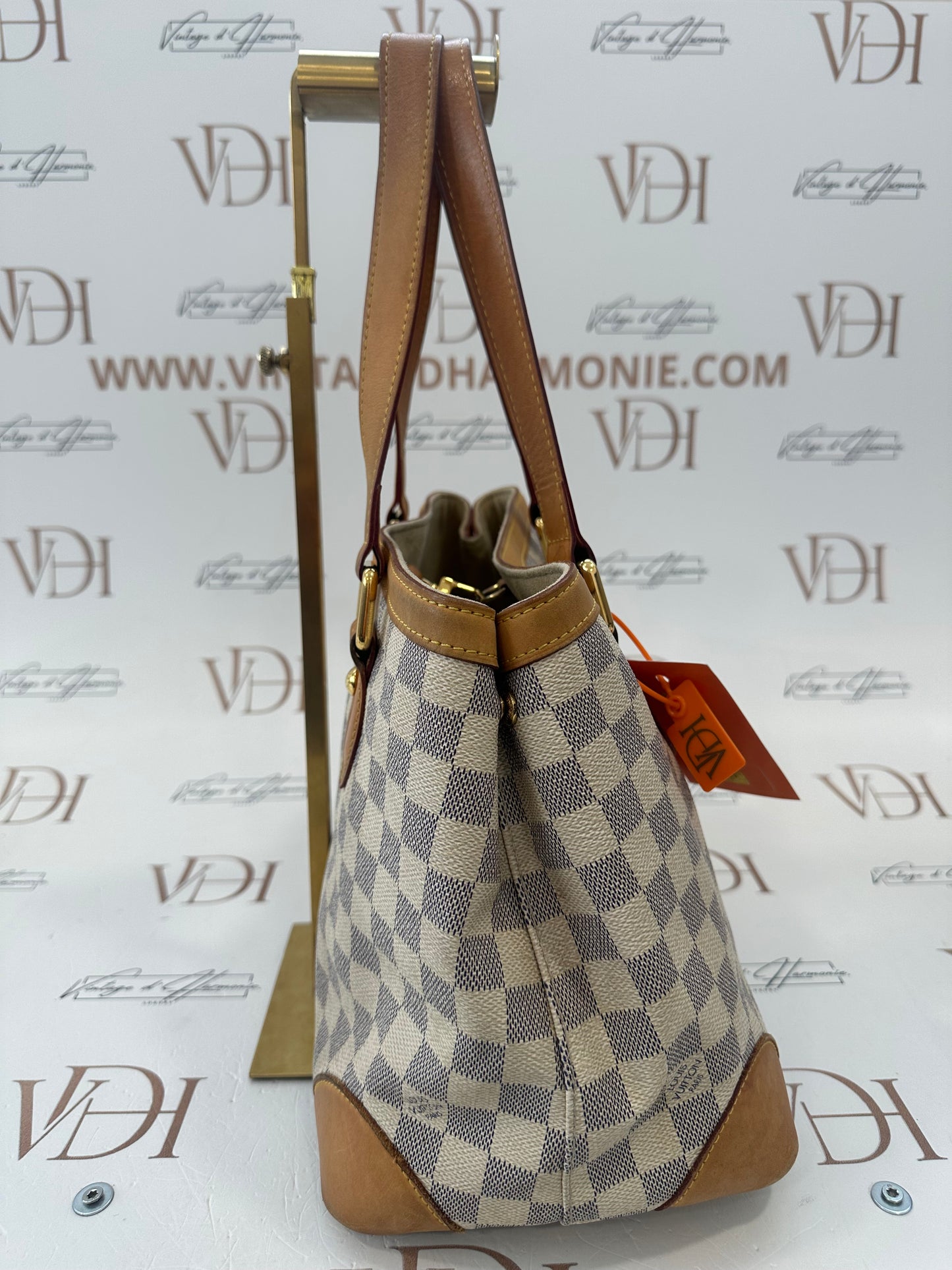 017921 - Louis Vuitton Azur Hampstead PM
