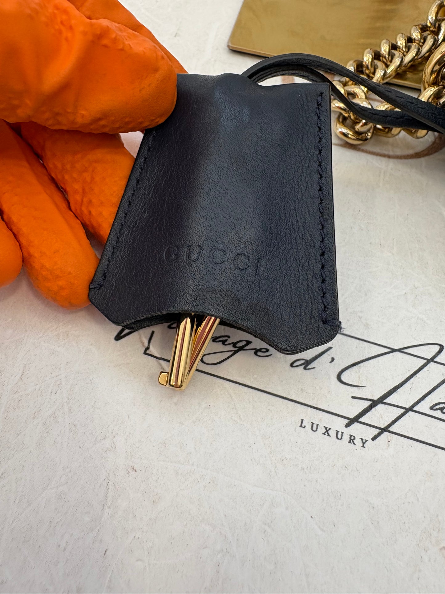 383281 - Gucci Padlock