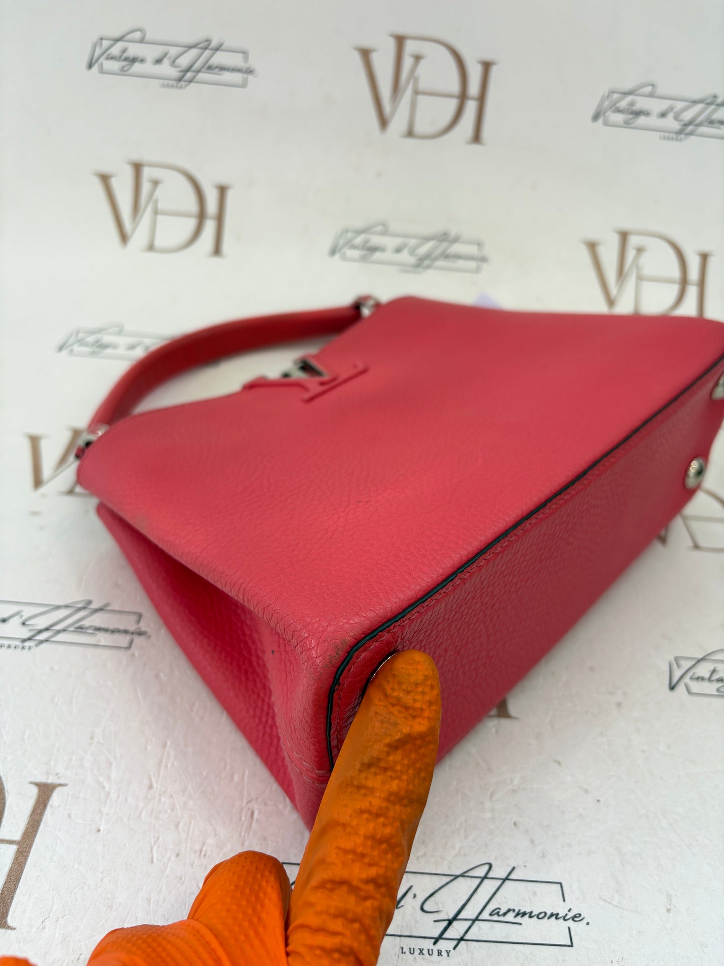 201579 - Louis Vuitton Capucines BB