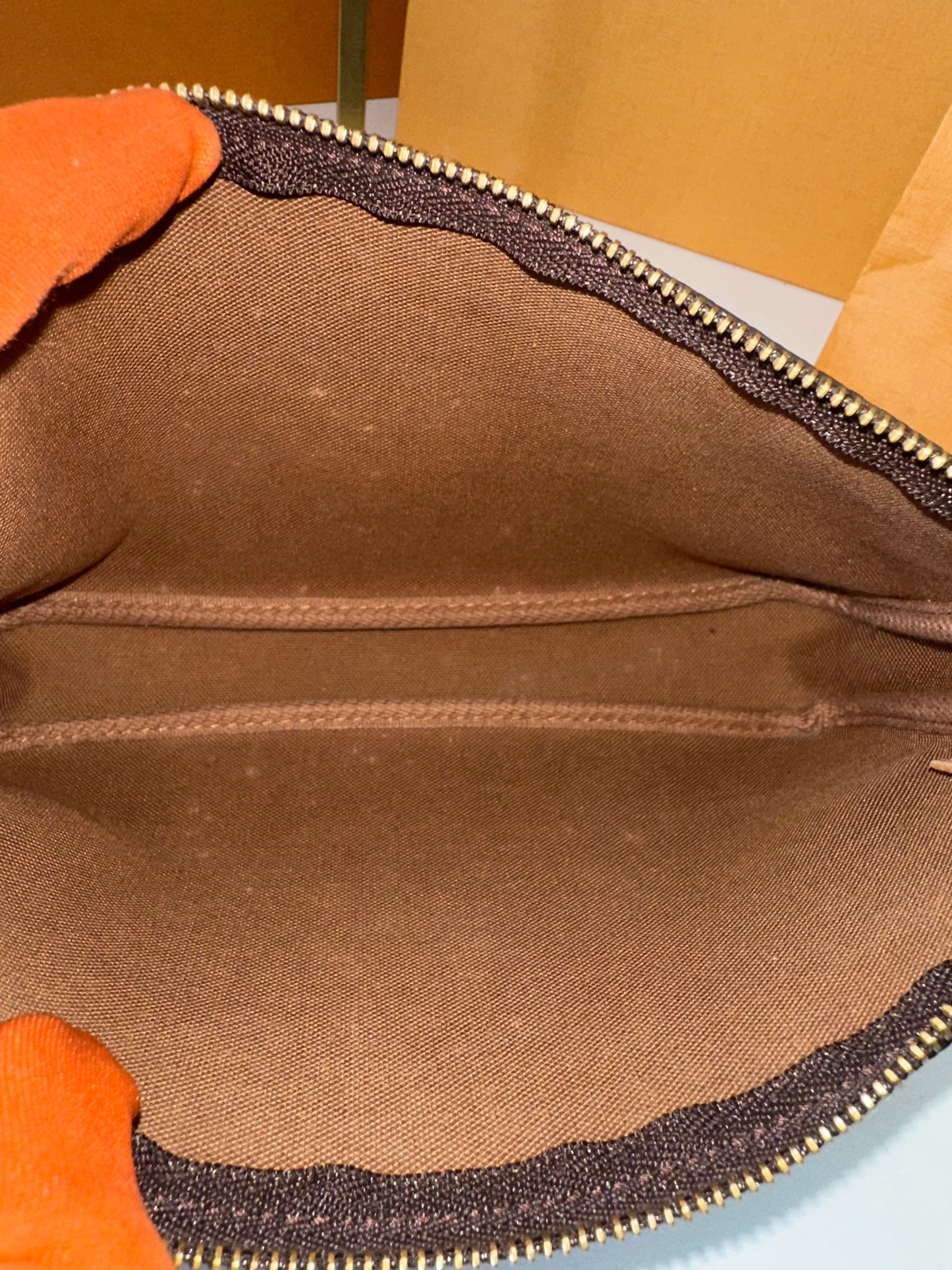 Louis Vuitton Pochette
