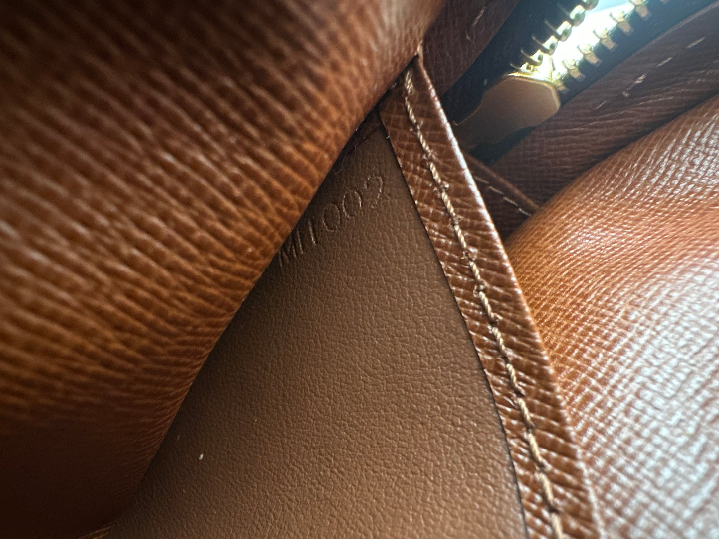 Louis Vuitton Pochette Cite
