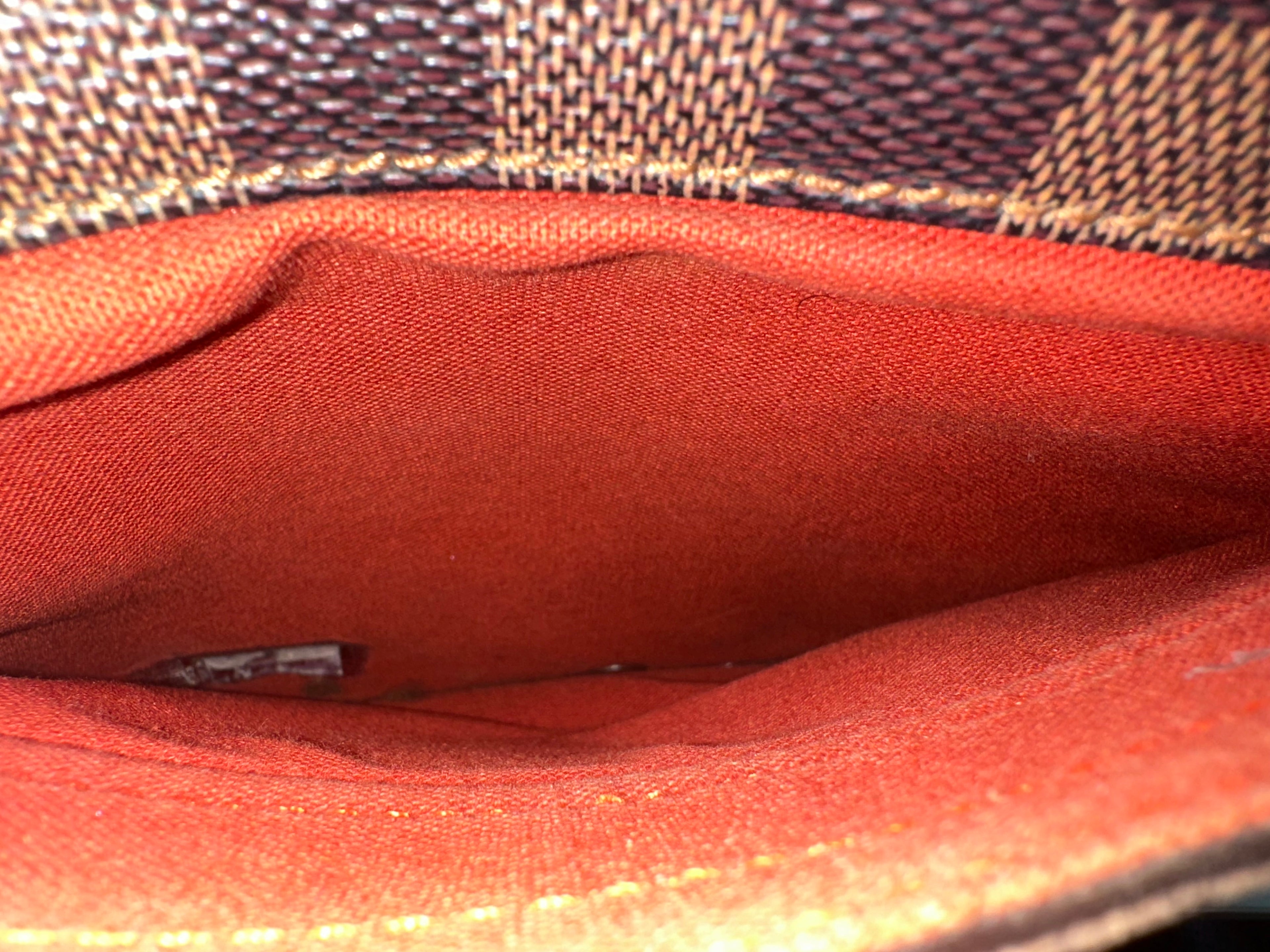 Louis Vuitton Damier Nolita