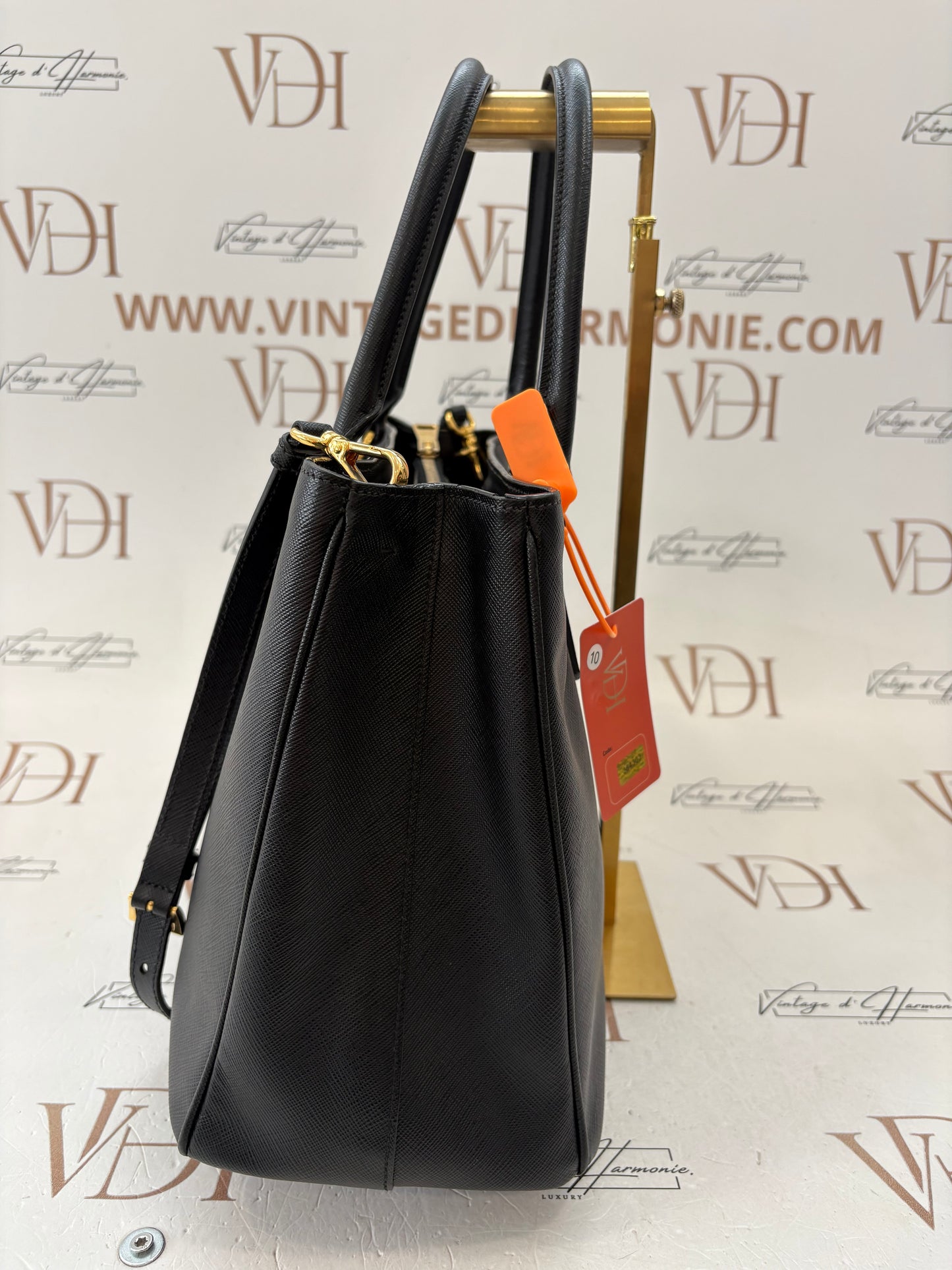 384303 - Prada Galleria Black