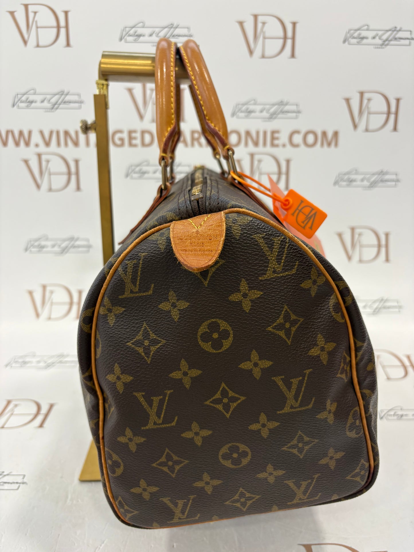 017646 - Louis Vuitton Speedy 30