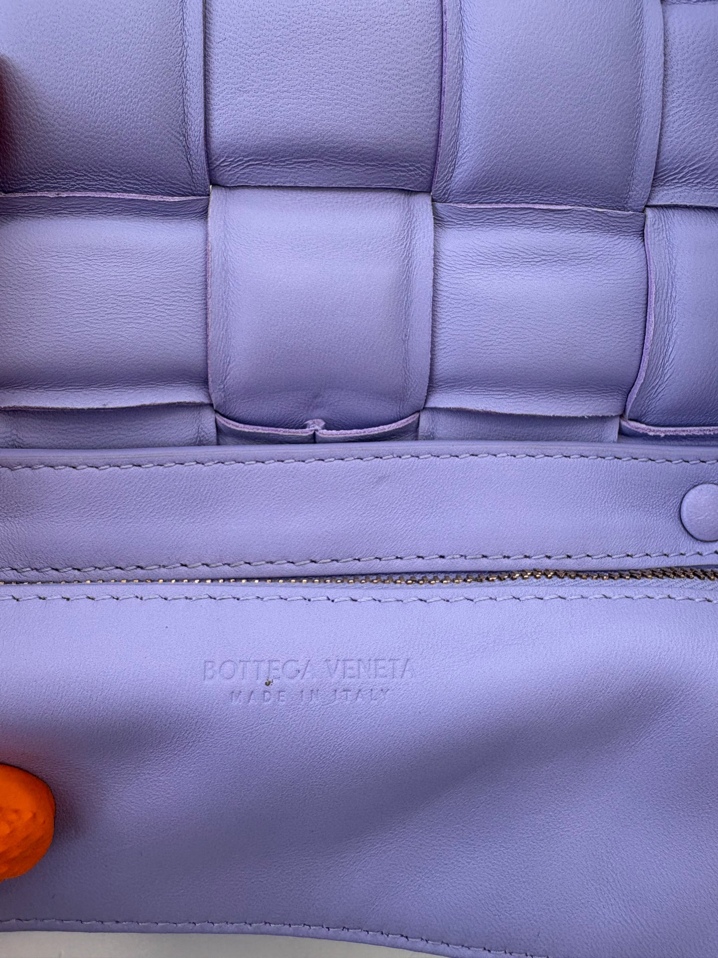384124 - Bottega Veneta Cassette