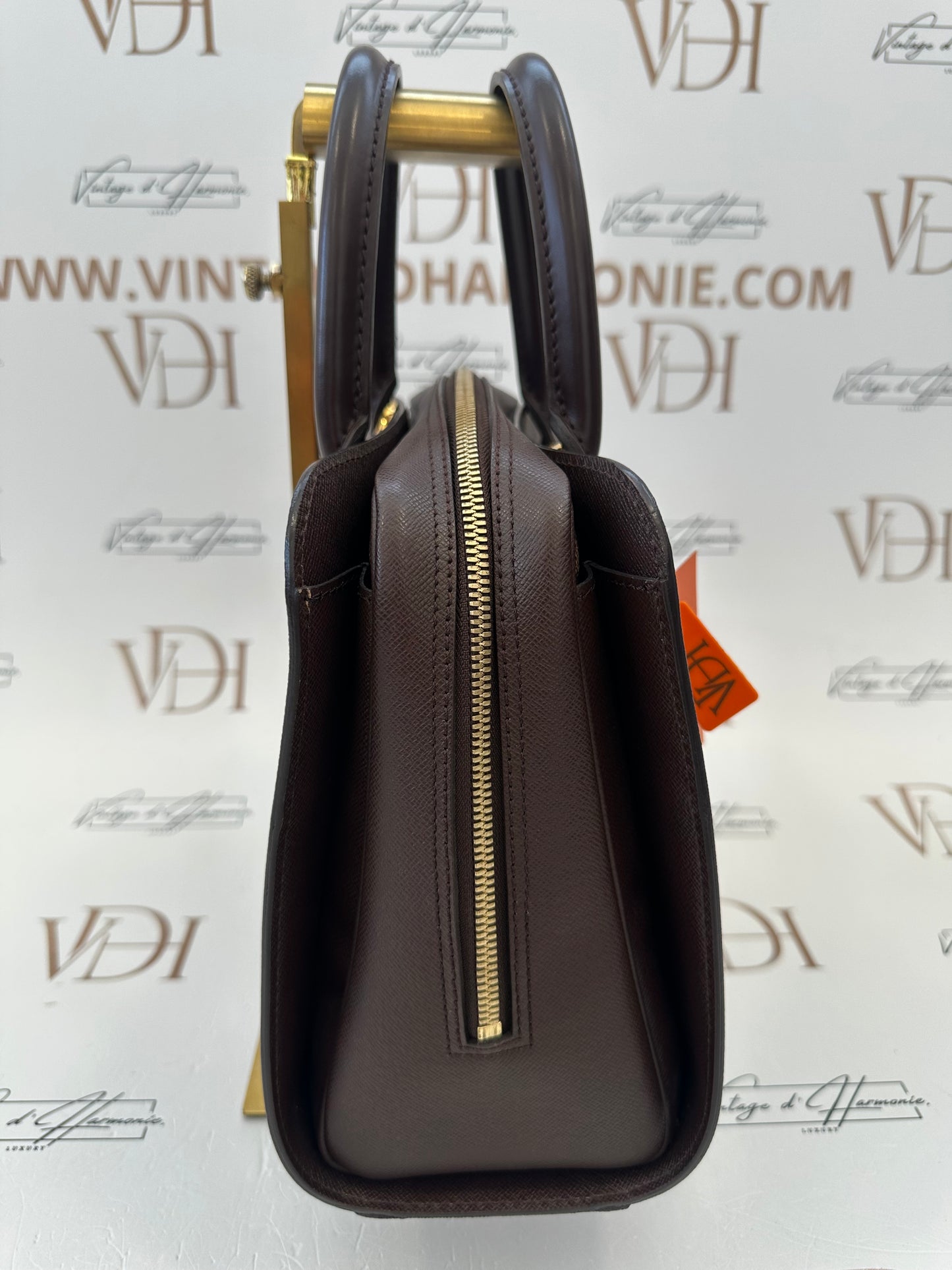 017823 - Louis Vuitton Triana
