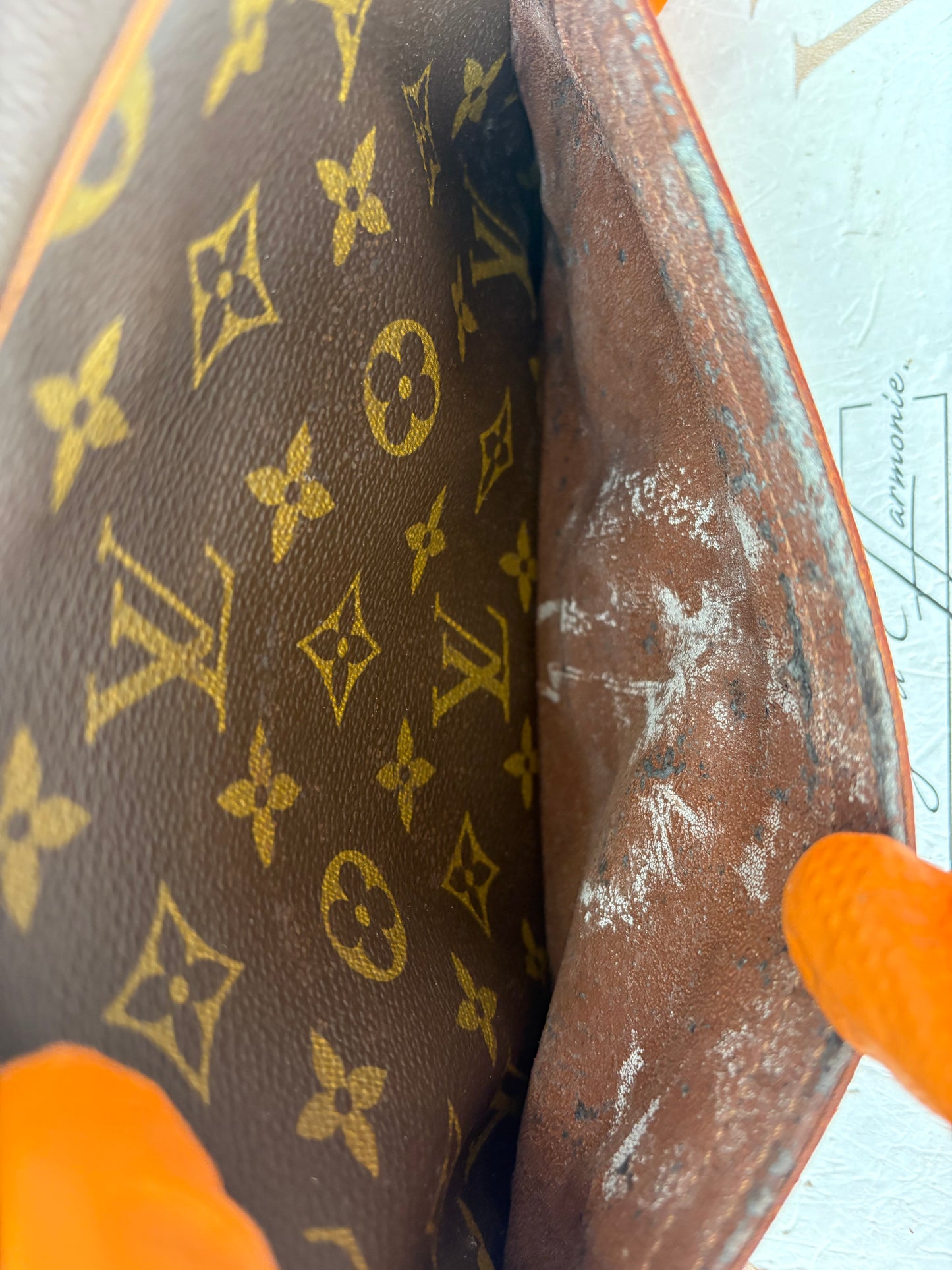 018267 - Louis Vuitton Trocadero 24