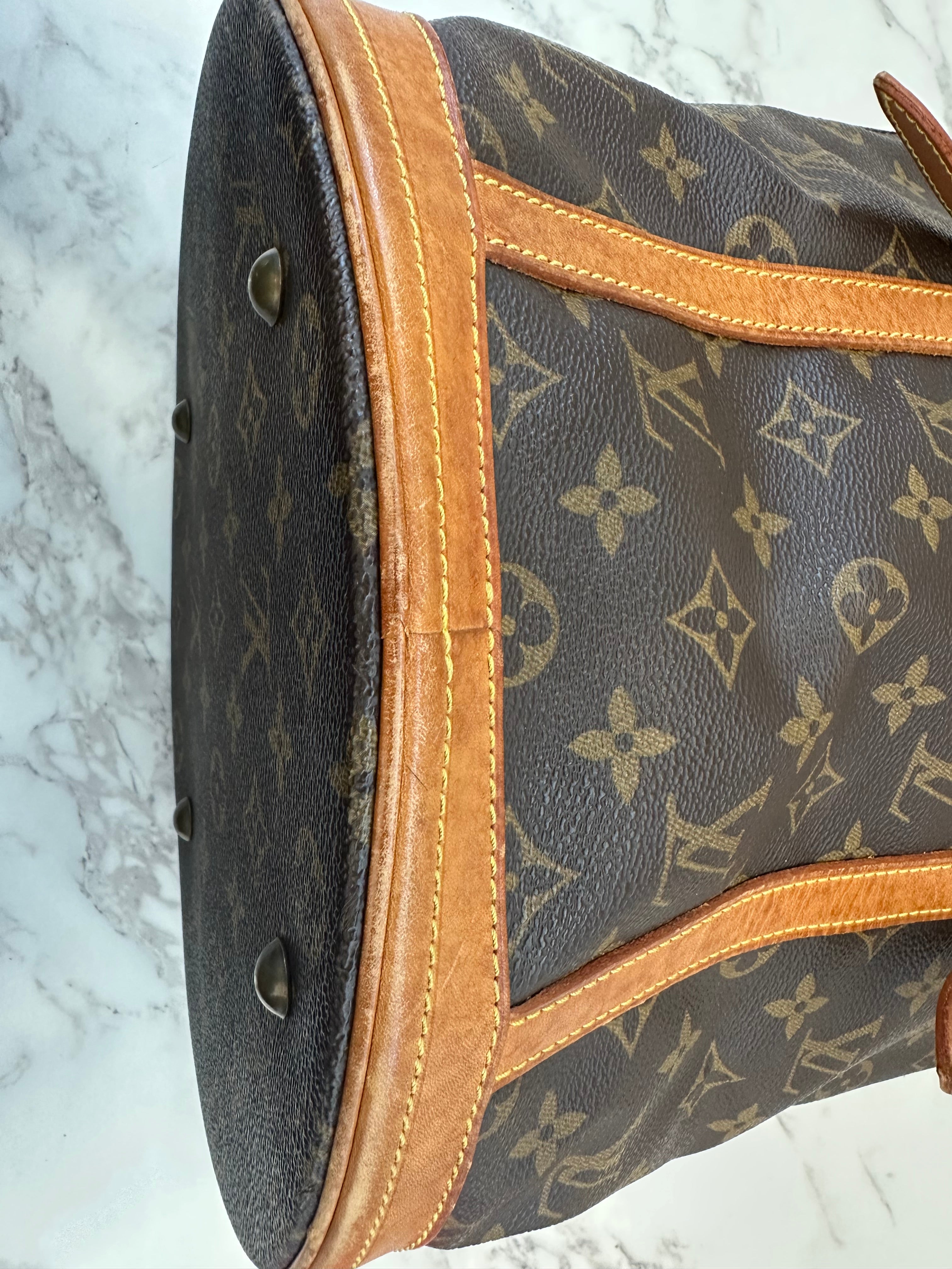 Louis Vuitton Bucket GM