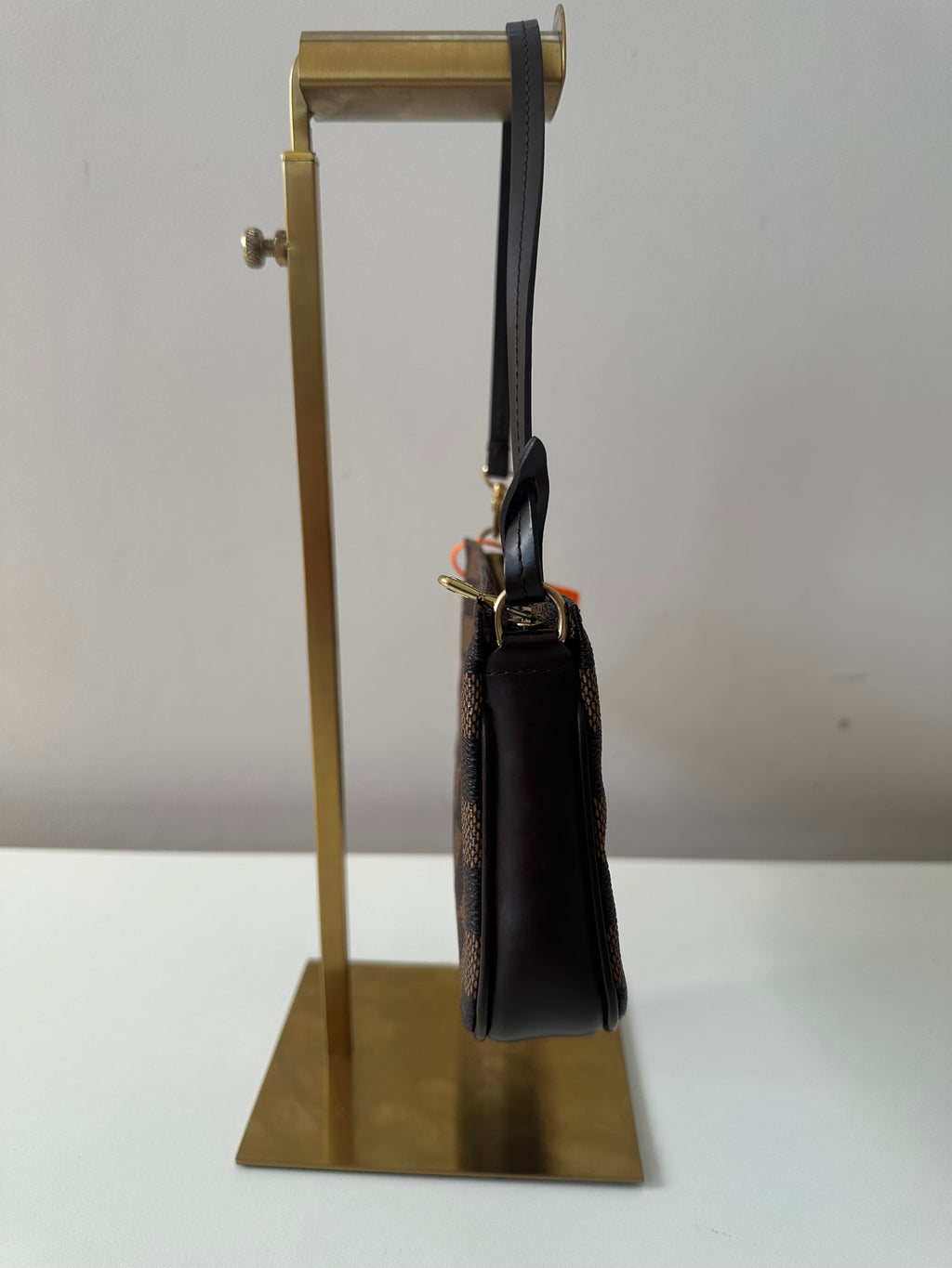 Louis Vuitton Navona Damier