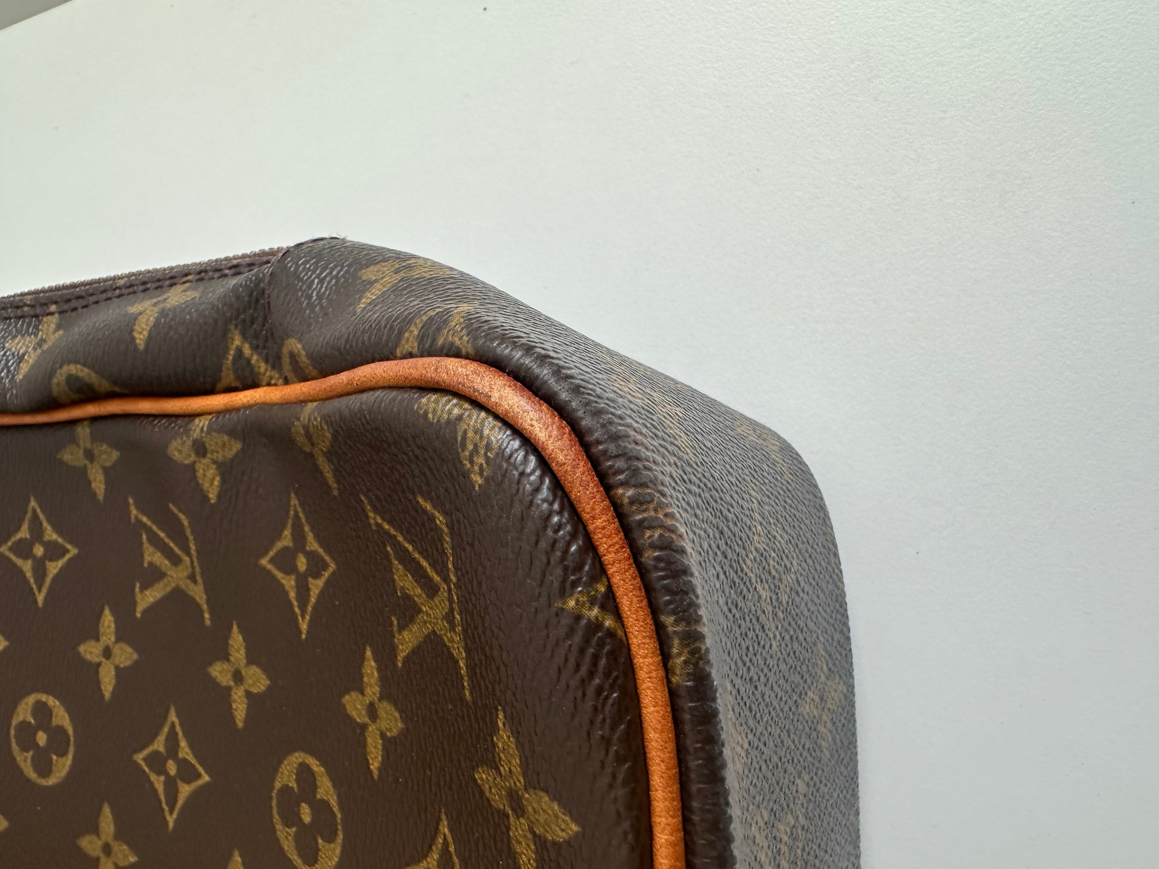 Louis Vuitton Pegase