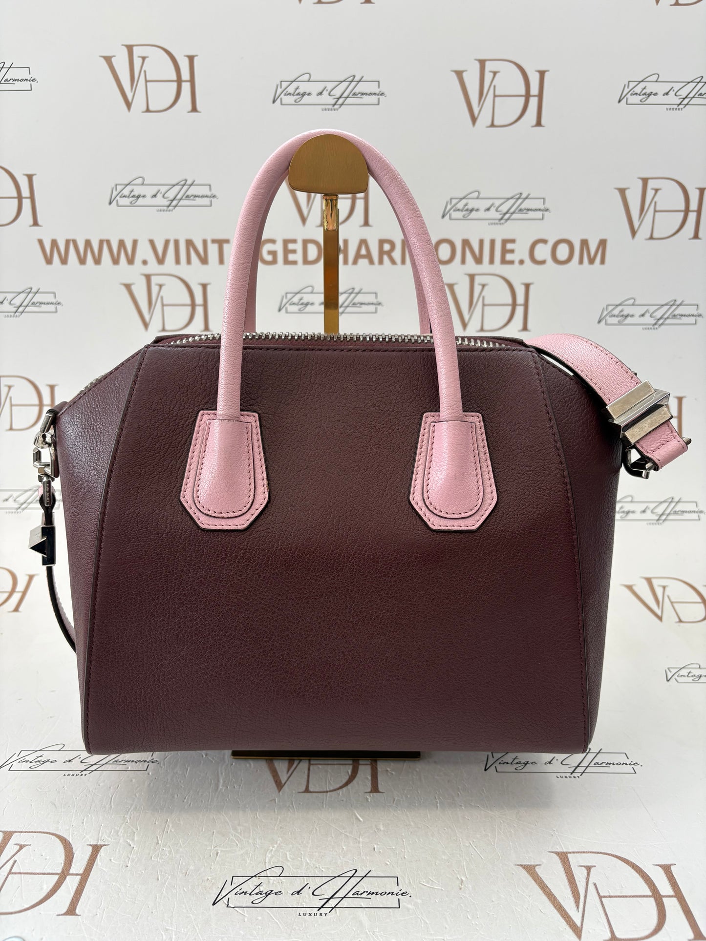 384260 - Givenchy Antigona