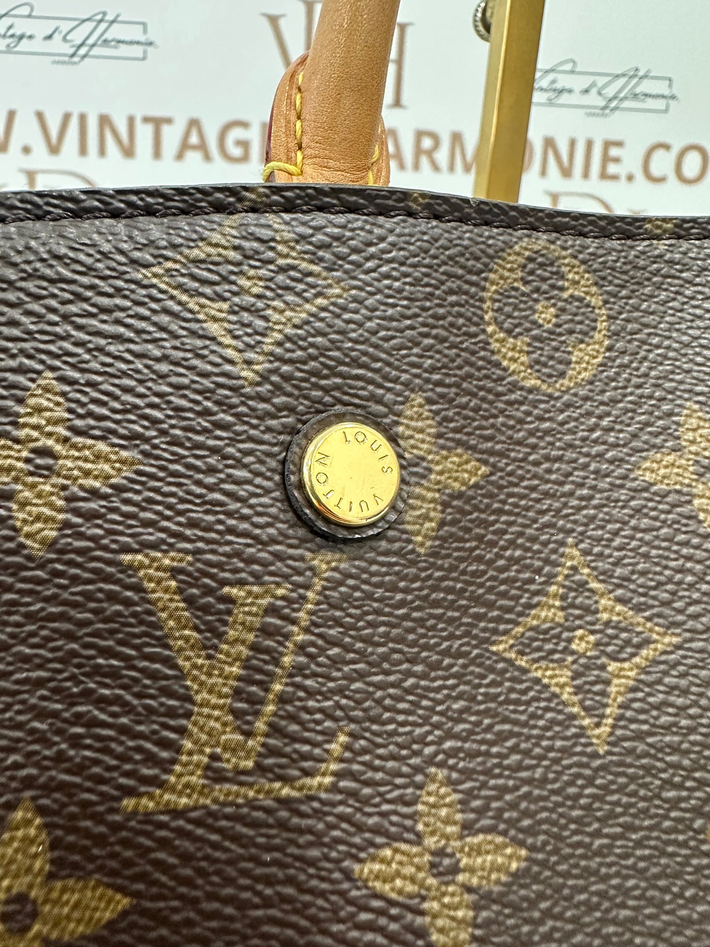 382825 - Louis Vuitton Montaigne