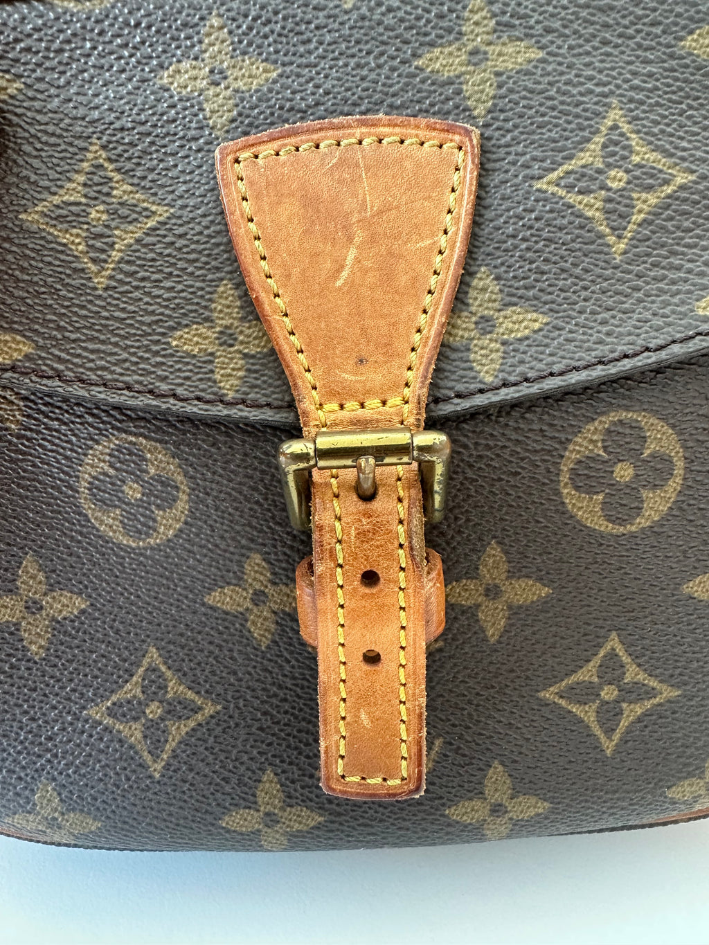 Louis Vuitton Jeune fille PM