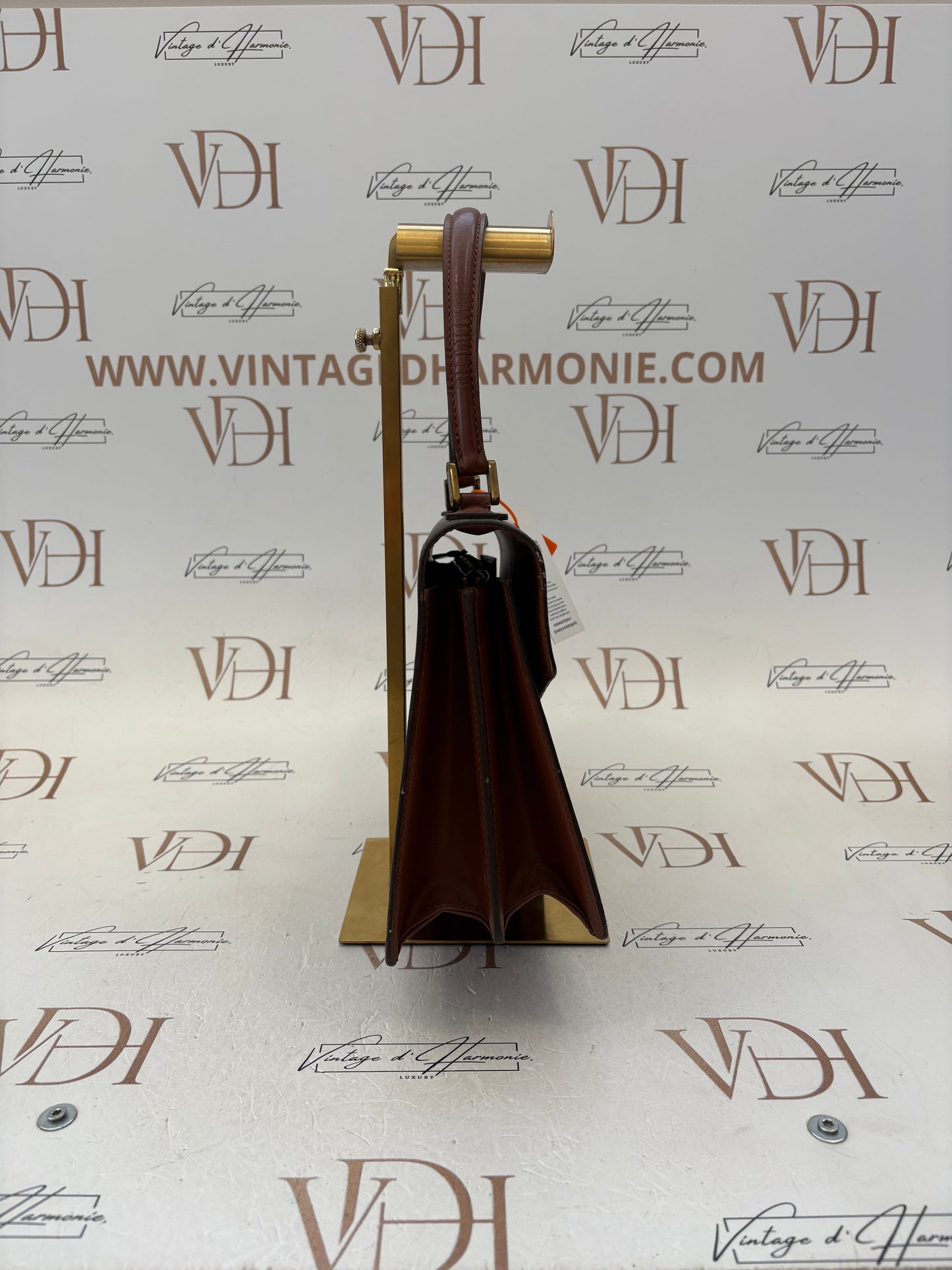 018099 - Louis Vuitton Concorde