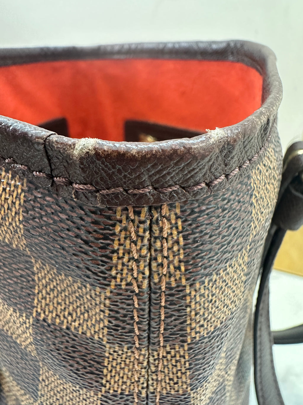 Louis Vuitton Marais