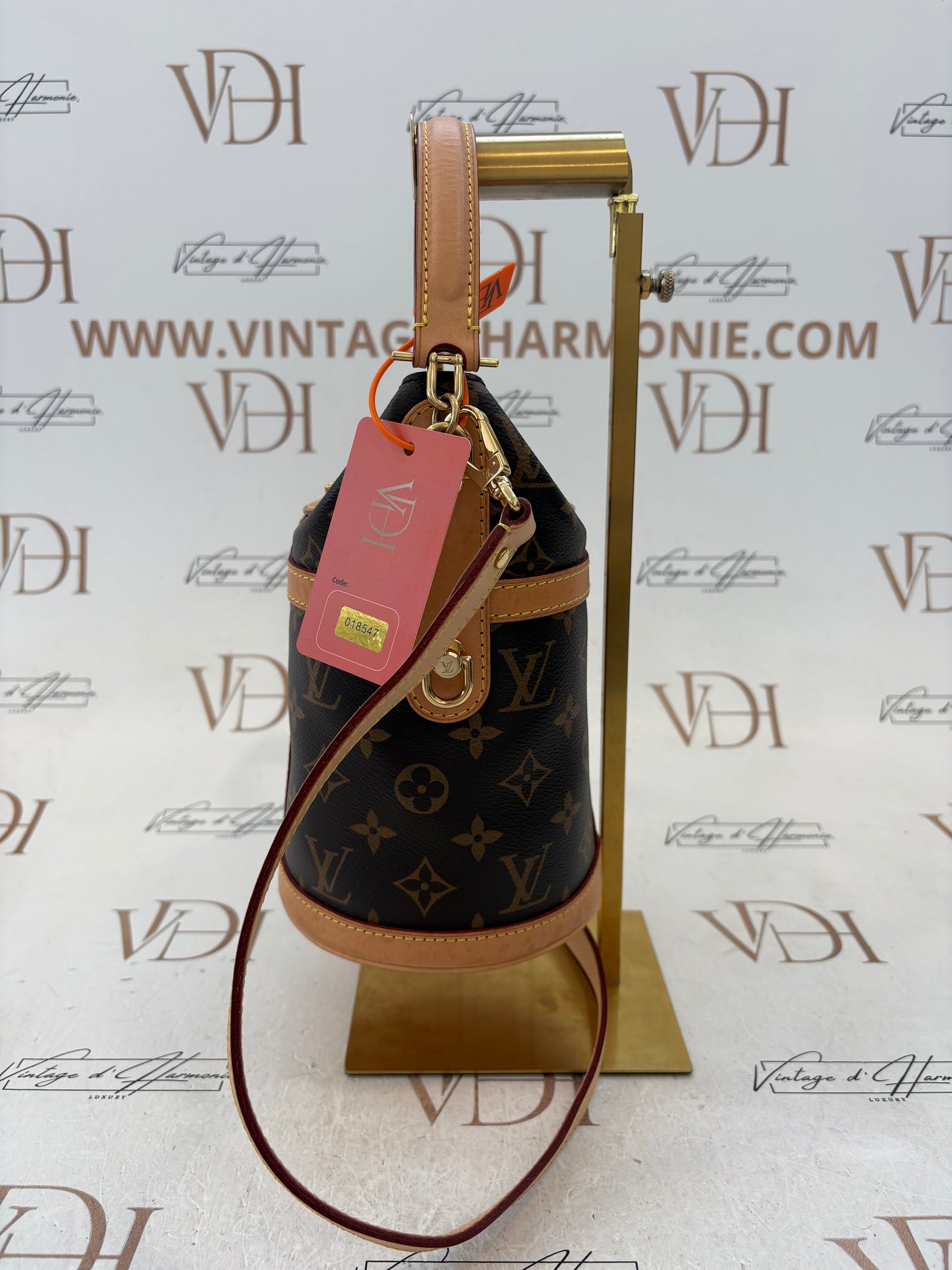 018547 - Louis Vuitton Duffle