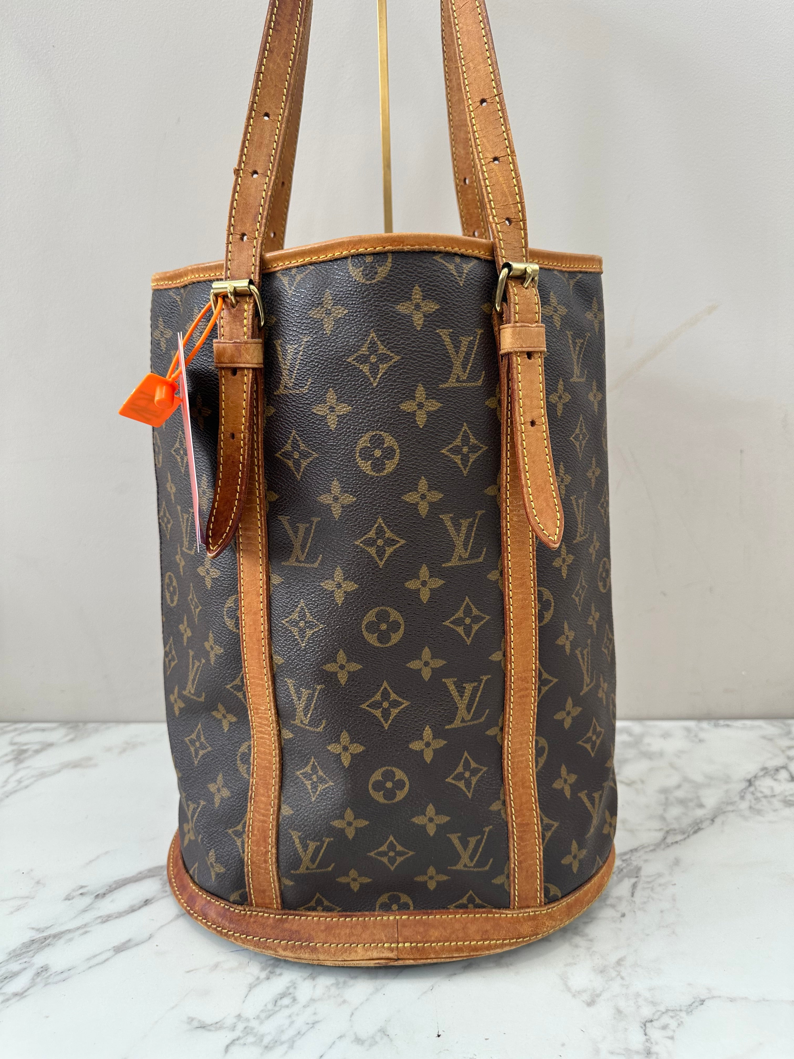 Louis Vuitton Bucket GM