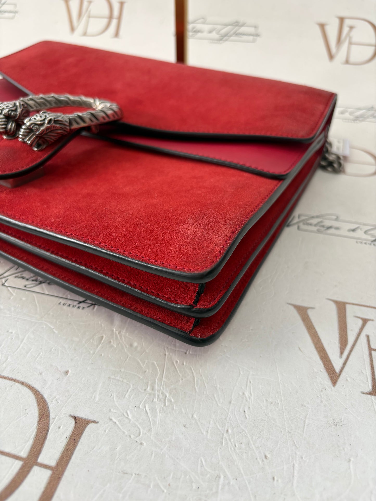 200797 - Gucci Dionysus