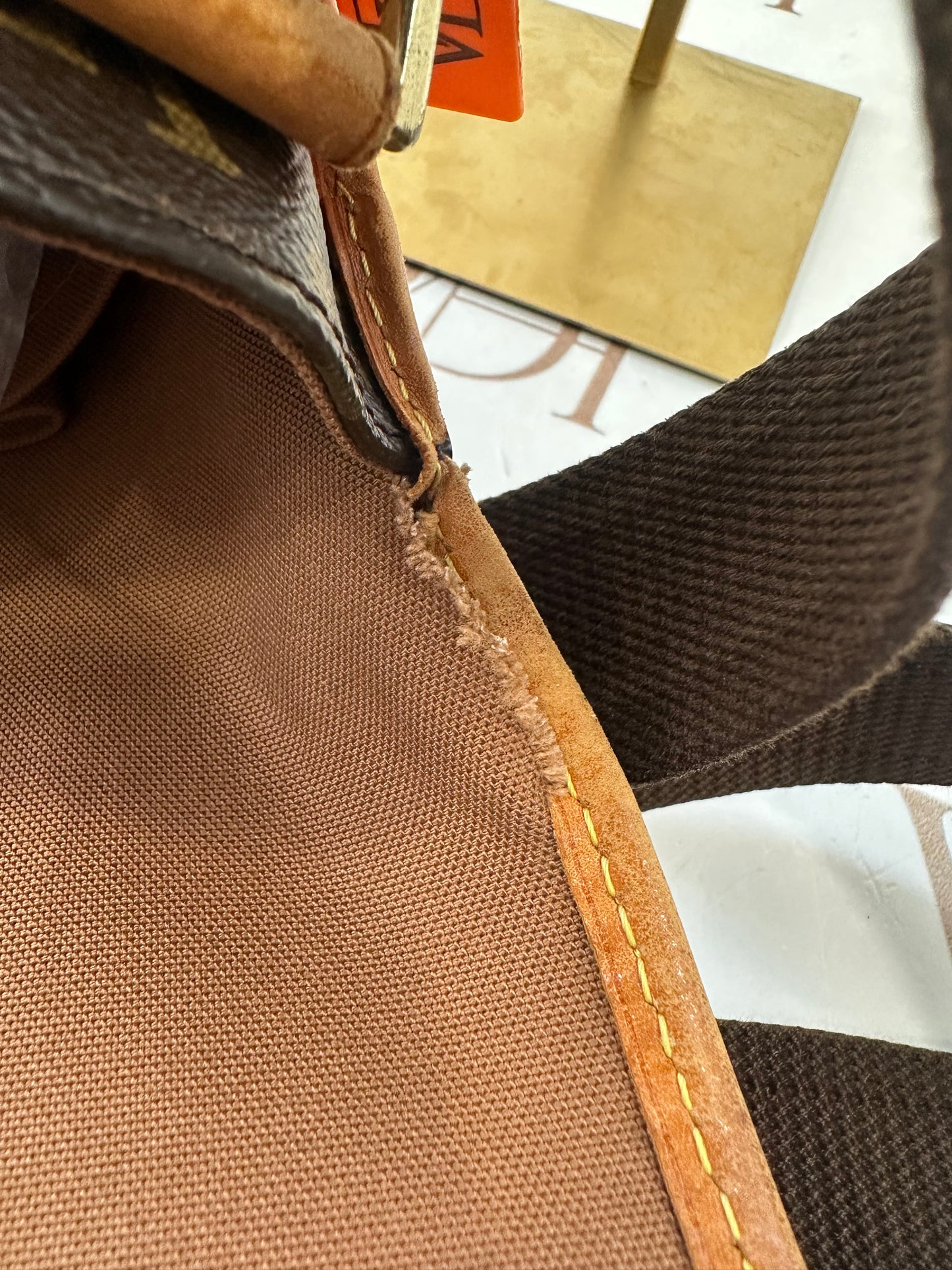 017795 - Louis Vuitton Messenger Bosphore PM