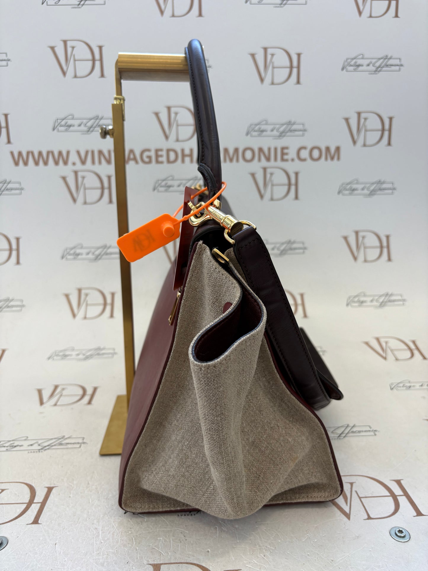 201540 - Céline Trapeze