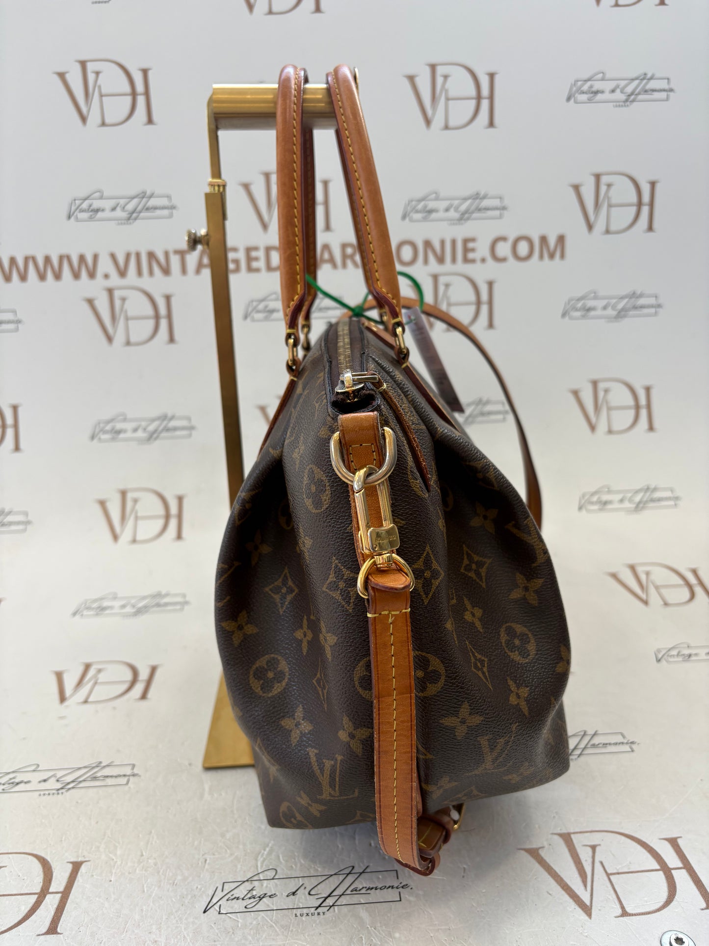 017228 - Louis Vuitton Turenne MM