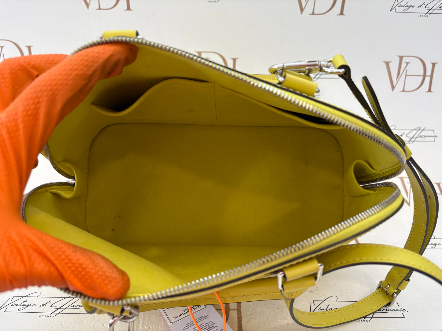 201432 - Louis Vuitton Alma Epi Yellow