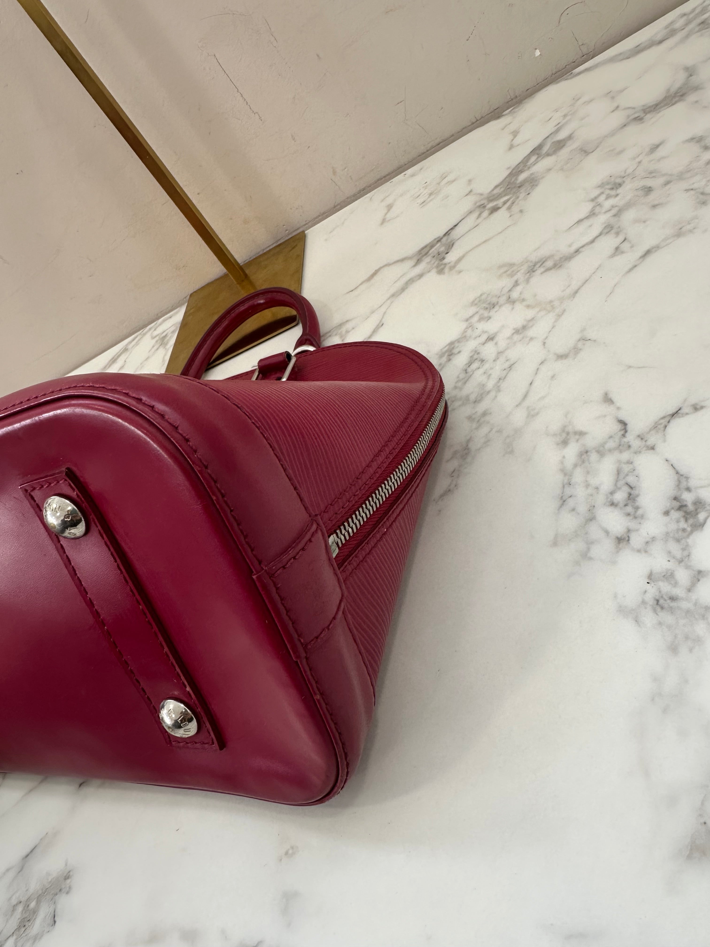 Louis Vuitton Alm PM Epi Cherry