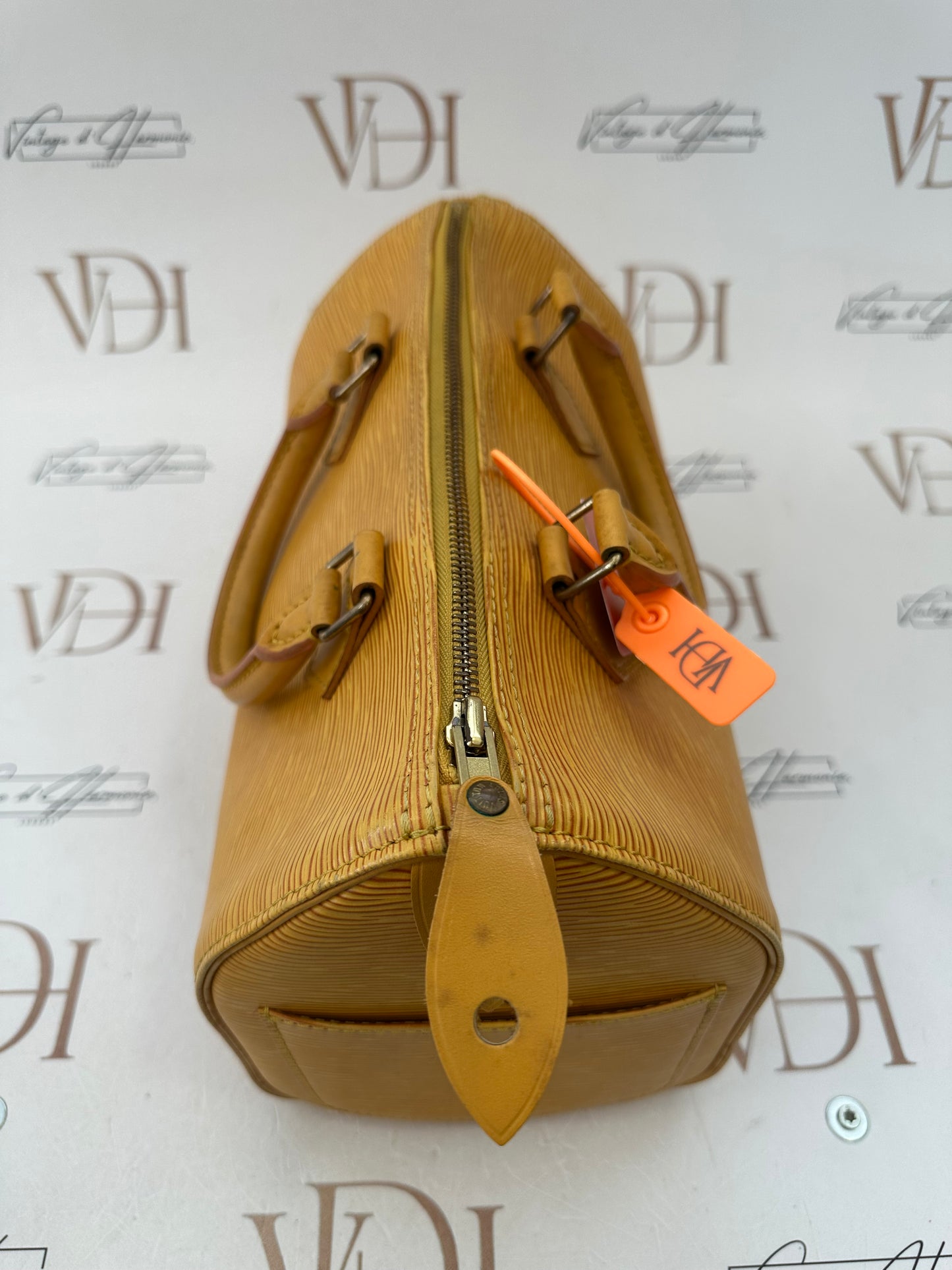 382942 - Louis Vuitton Speedy 25 Epi Yellow