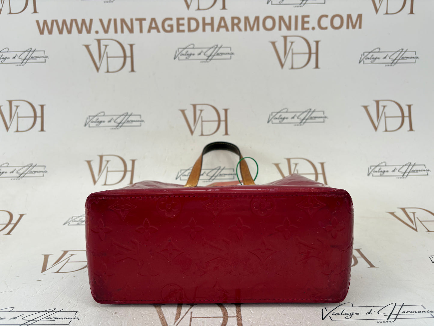 017229 - Louis Vuitton Vernis Reade PM