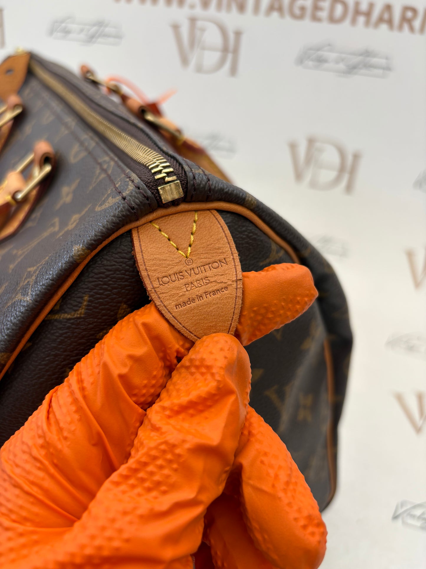 018794 - Louis Vuitton Speedy 35