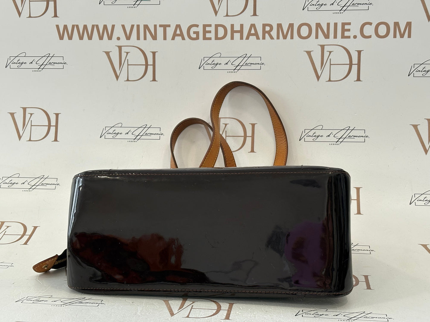 018649 - Louis Vuitton Vernis Rosewood