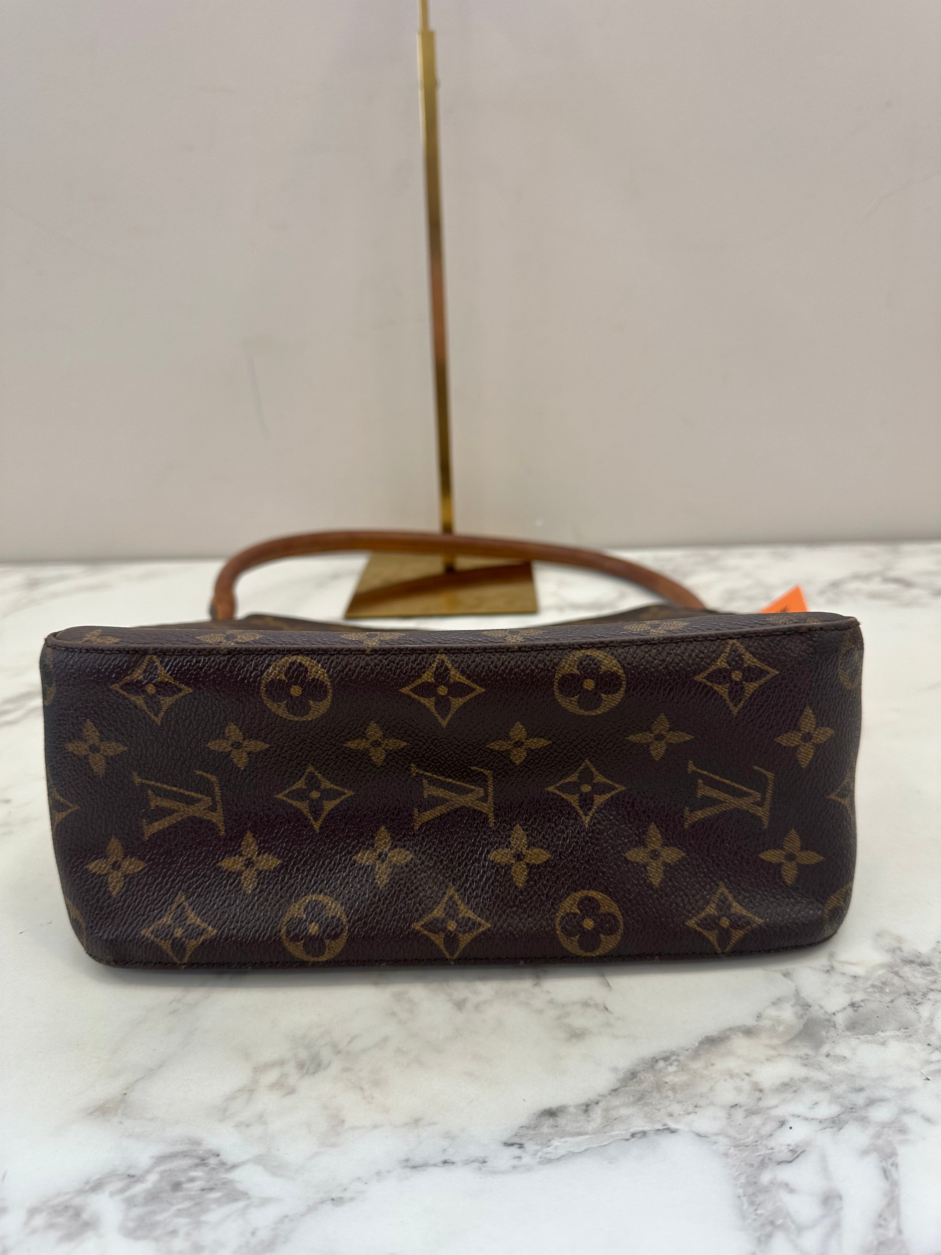 Louis Vuitton Looping MM