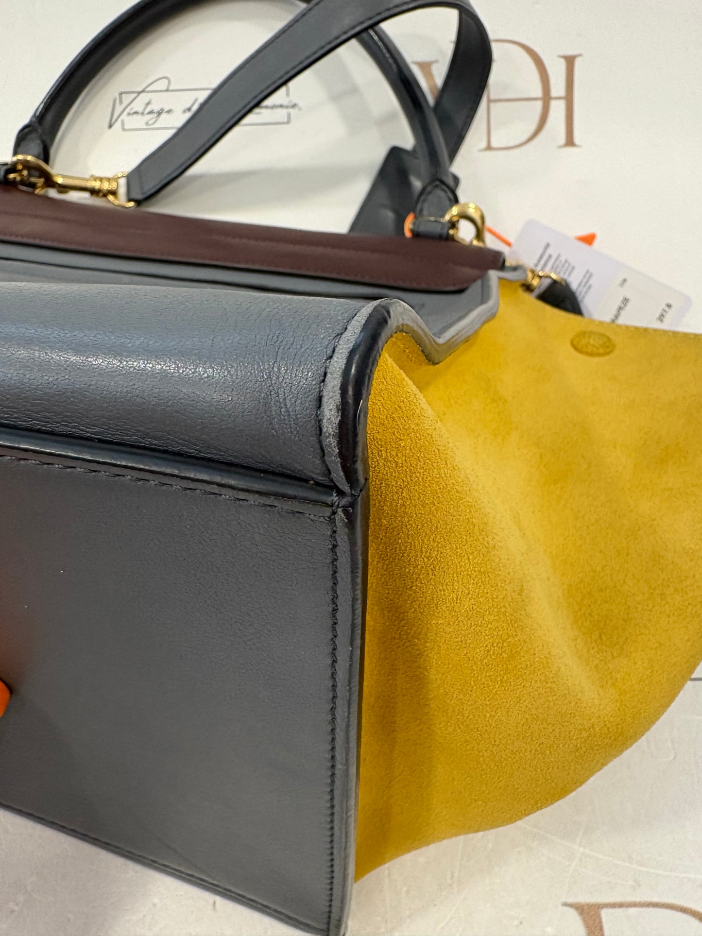 382910 - Céline Trapeze