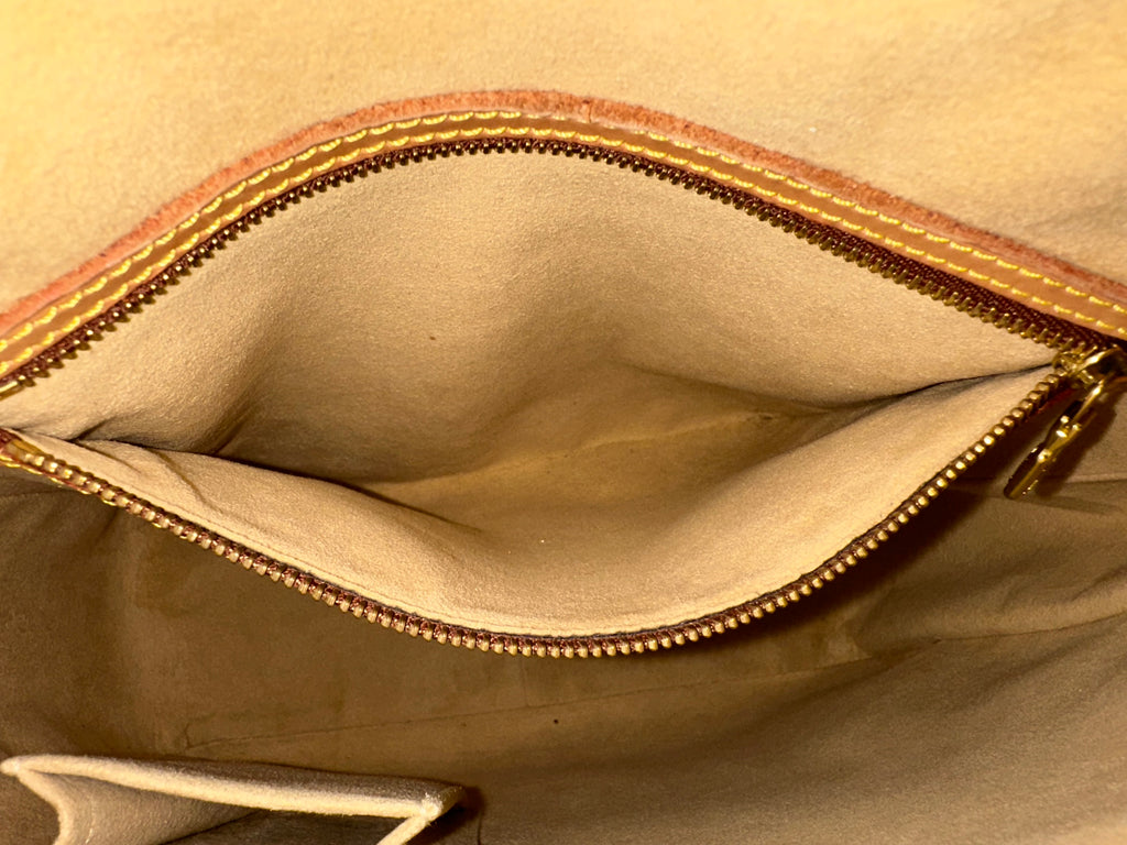 Louis Vuitton Looping GM