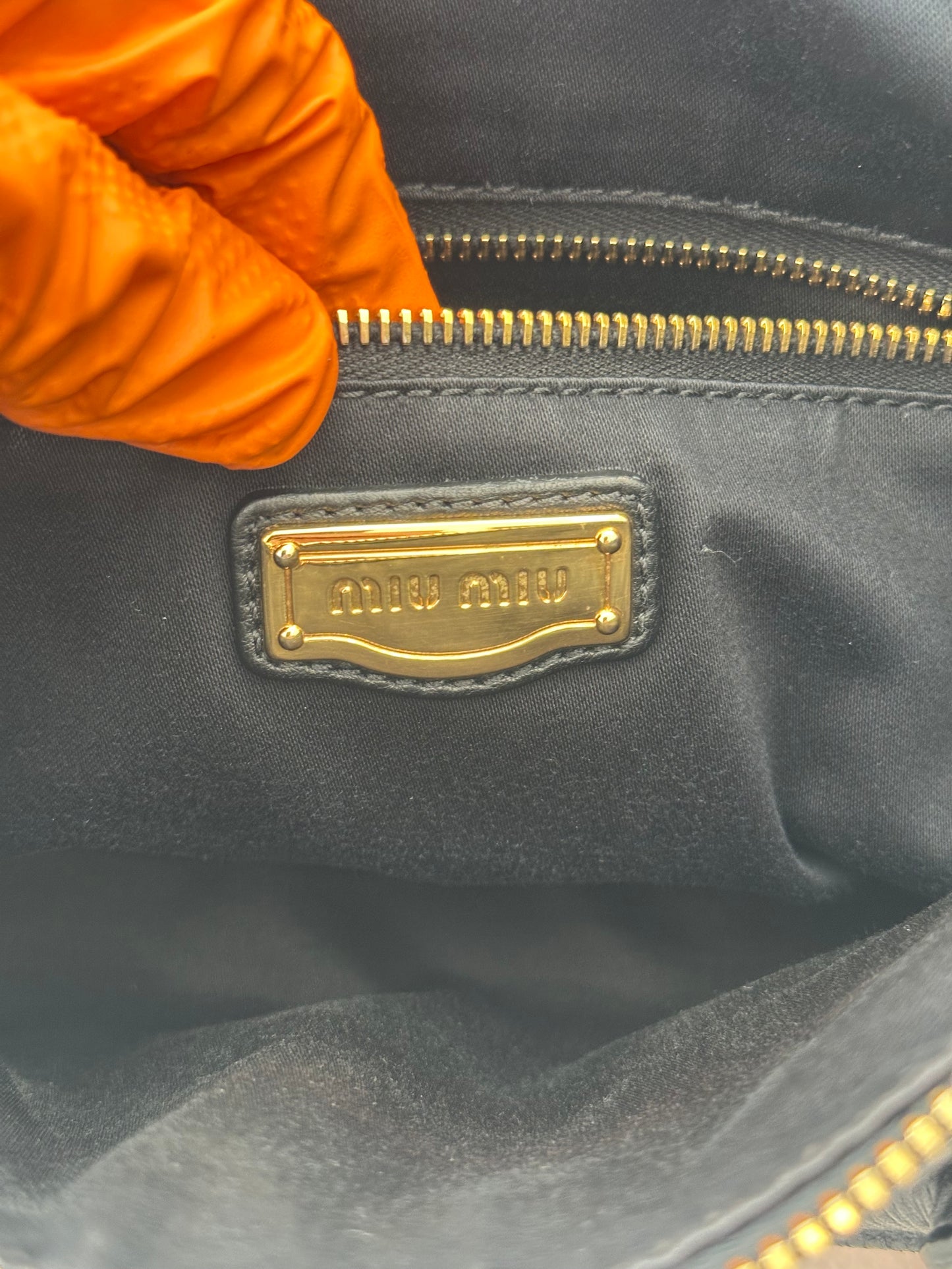 384322 - Miu Miu Black