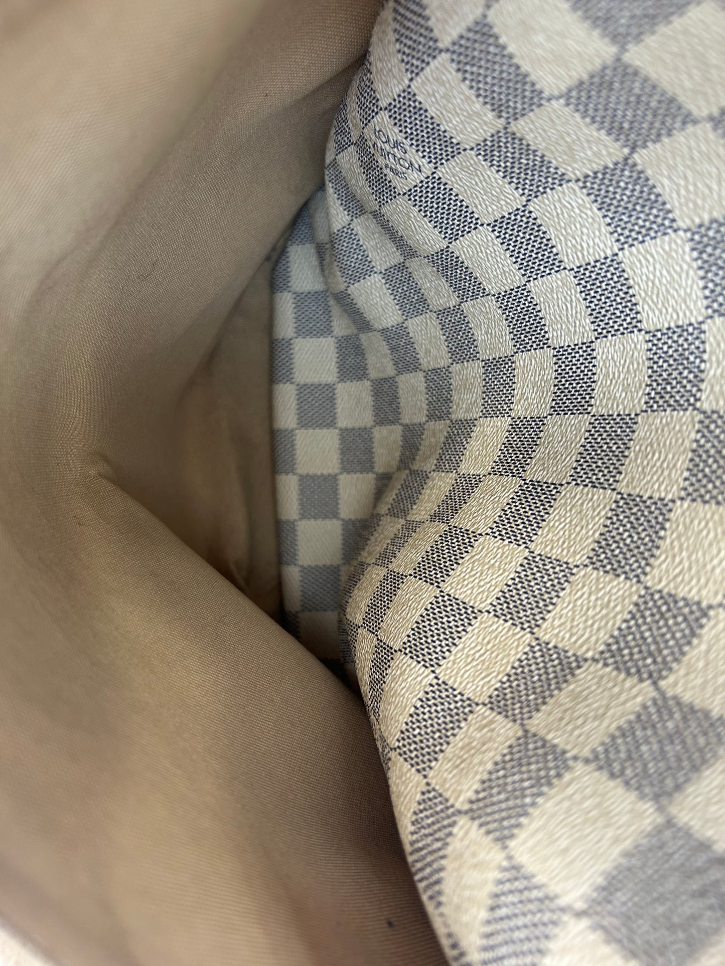 201520 - Louis Vuitton