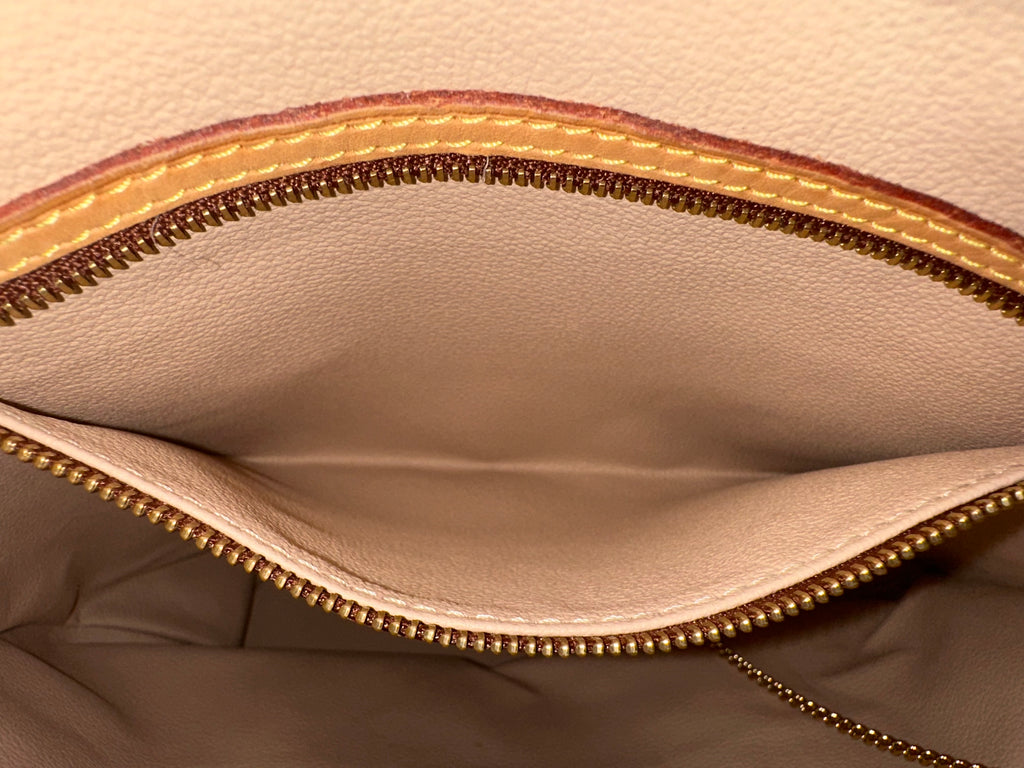 Louis Vuitton Bucket GM