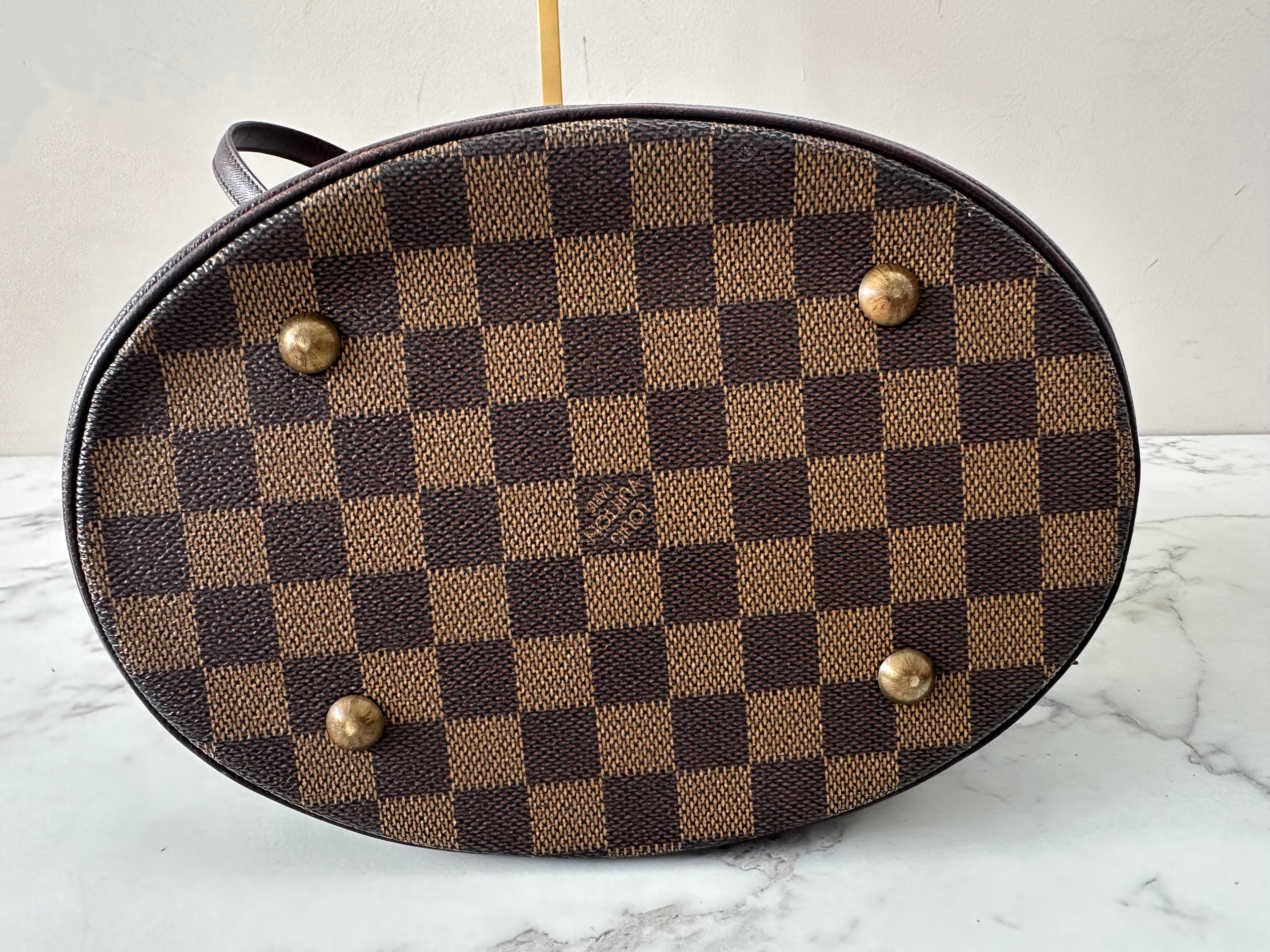 Louis Vuitton Marais