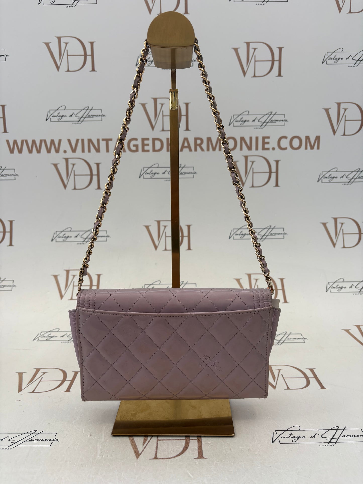 017938 - Chanel Leboy